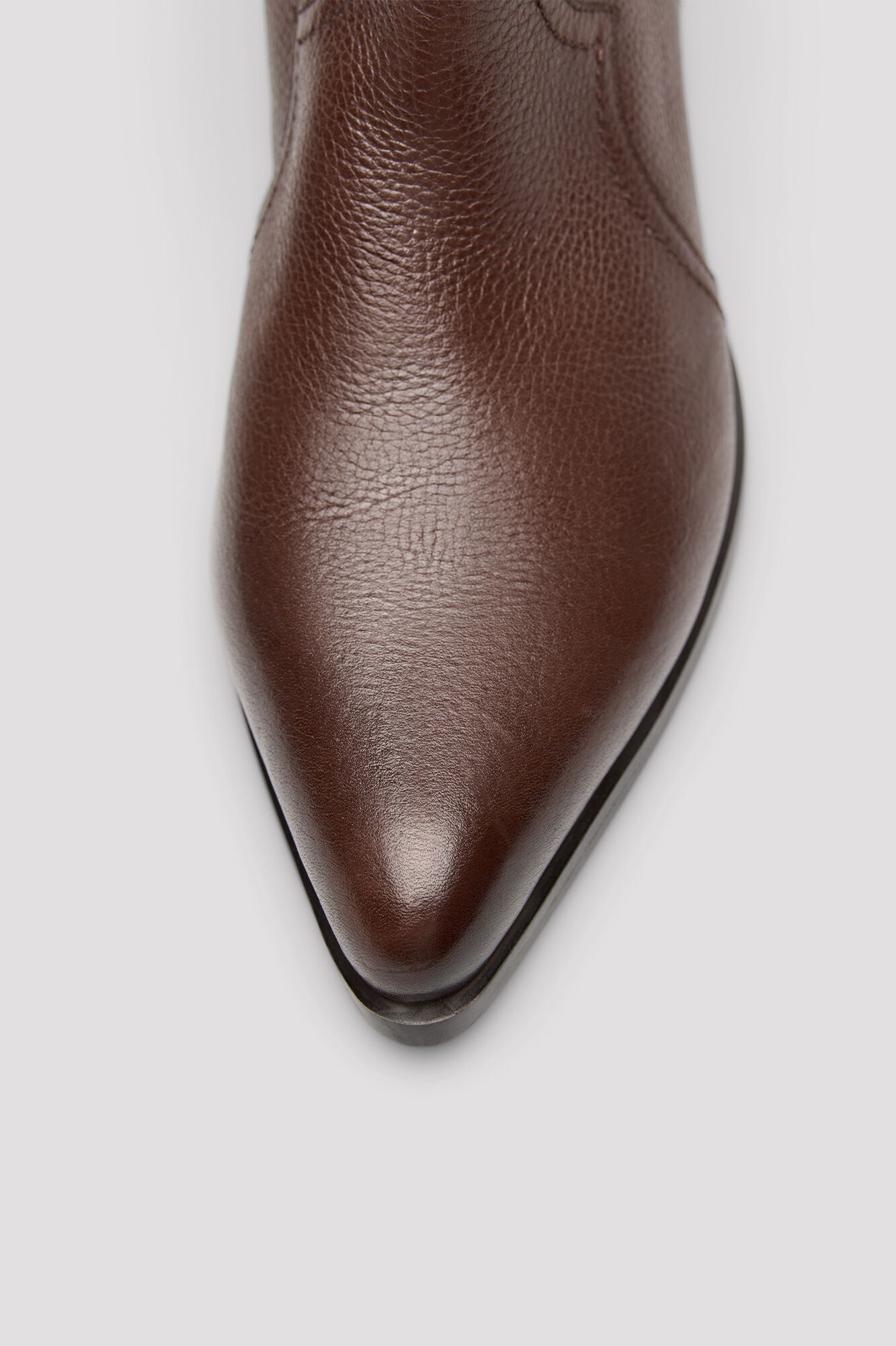 Cortefiel Botas de pele com pespontos Castanho