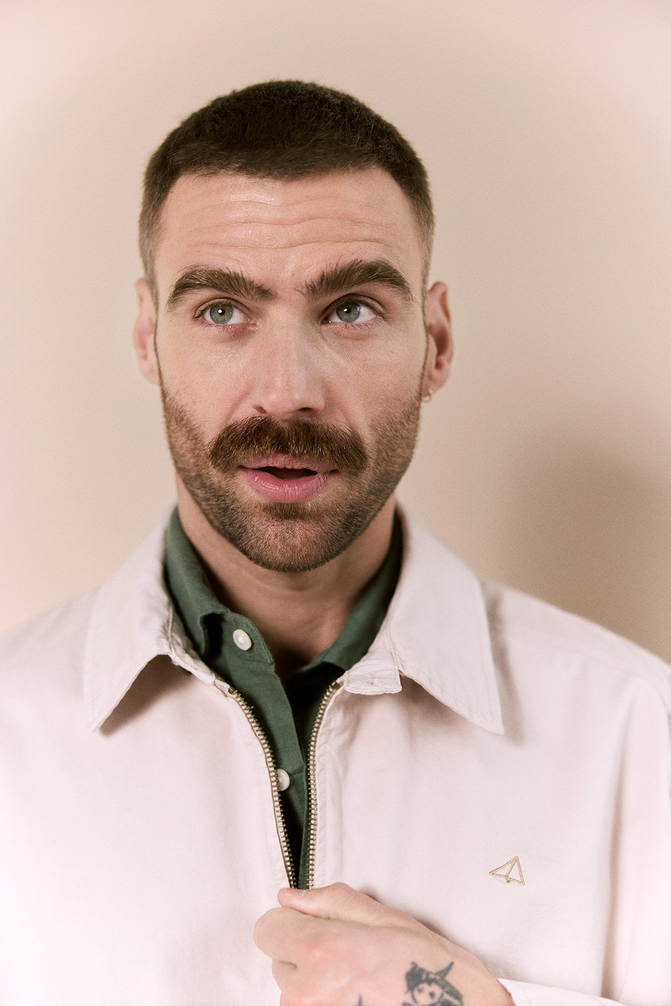 OOTO Cazadora ligera casual Beige