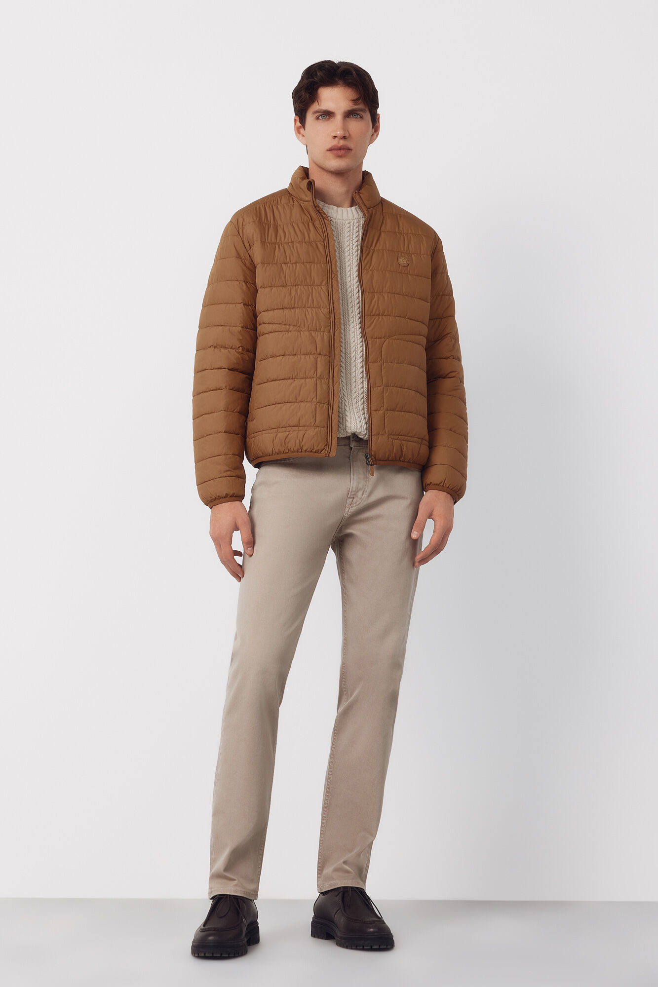 Cortefiel Ultra-light quilted jacket Camel