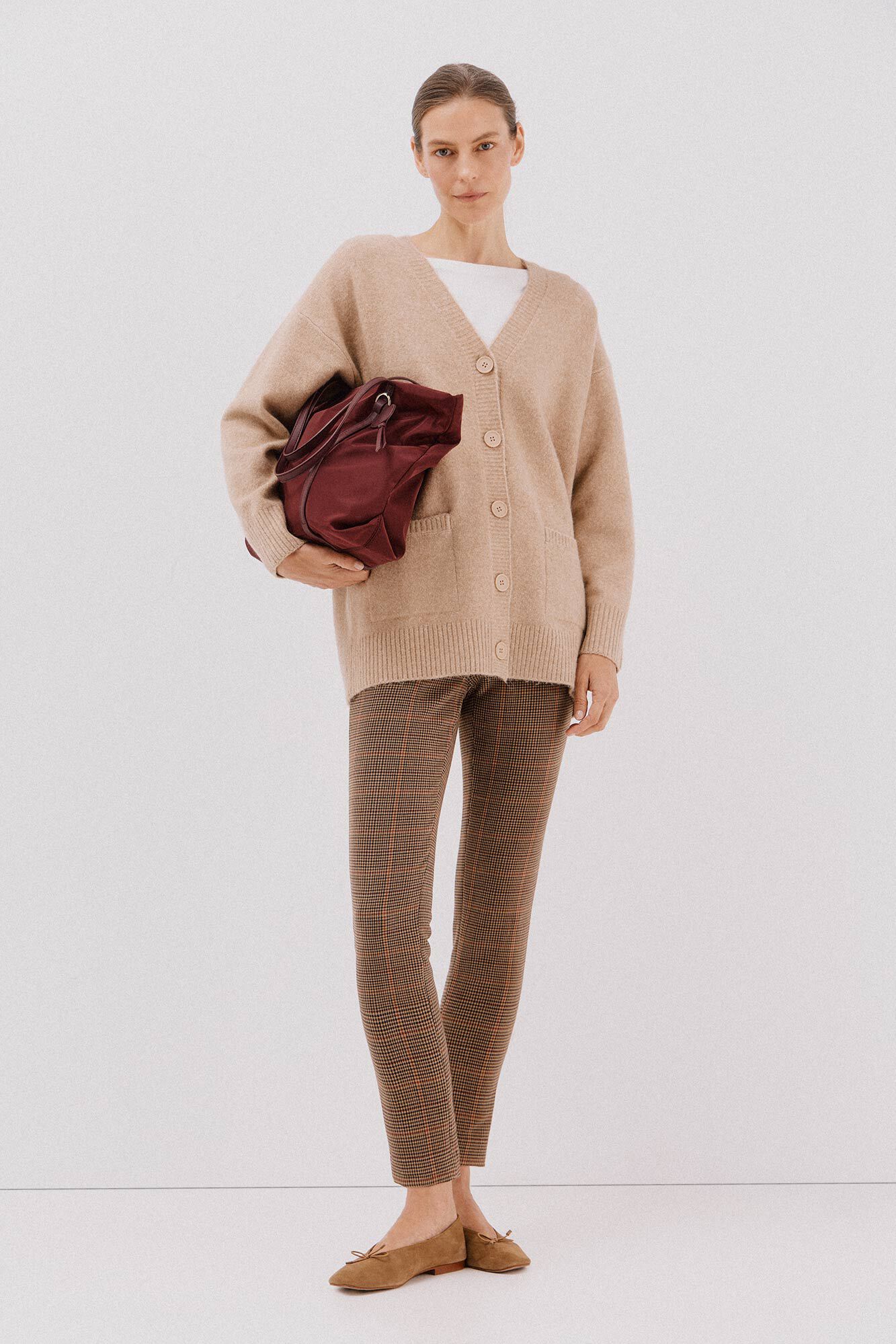 Cortefiel Long cardigan with pockets Beige