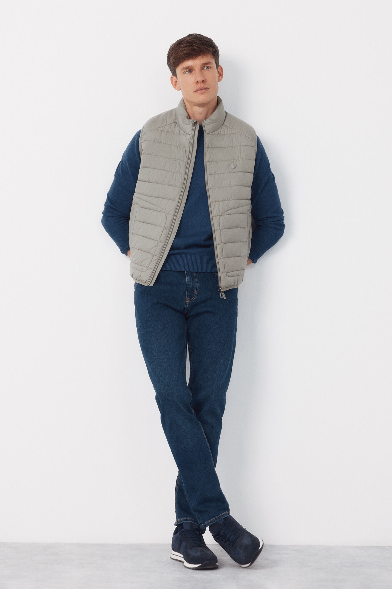 Cortefiel Ultra-light quilted gilet