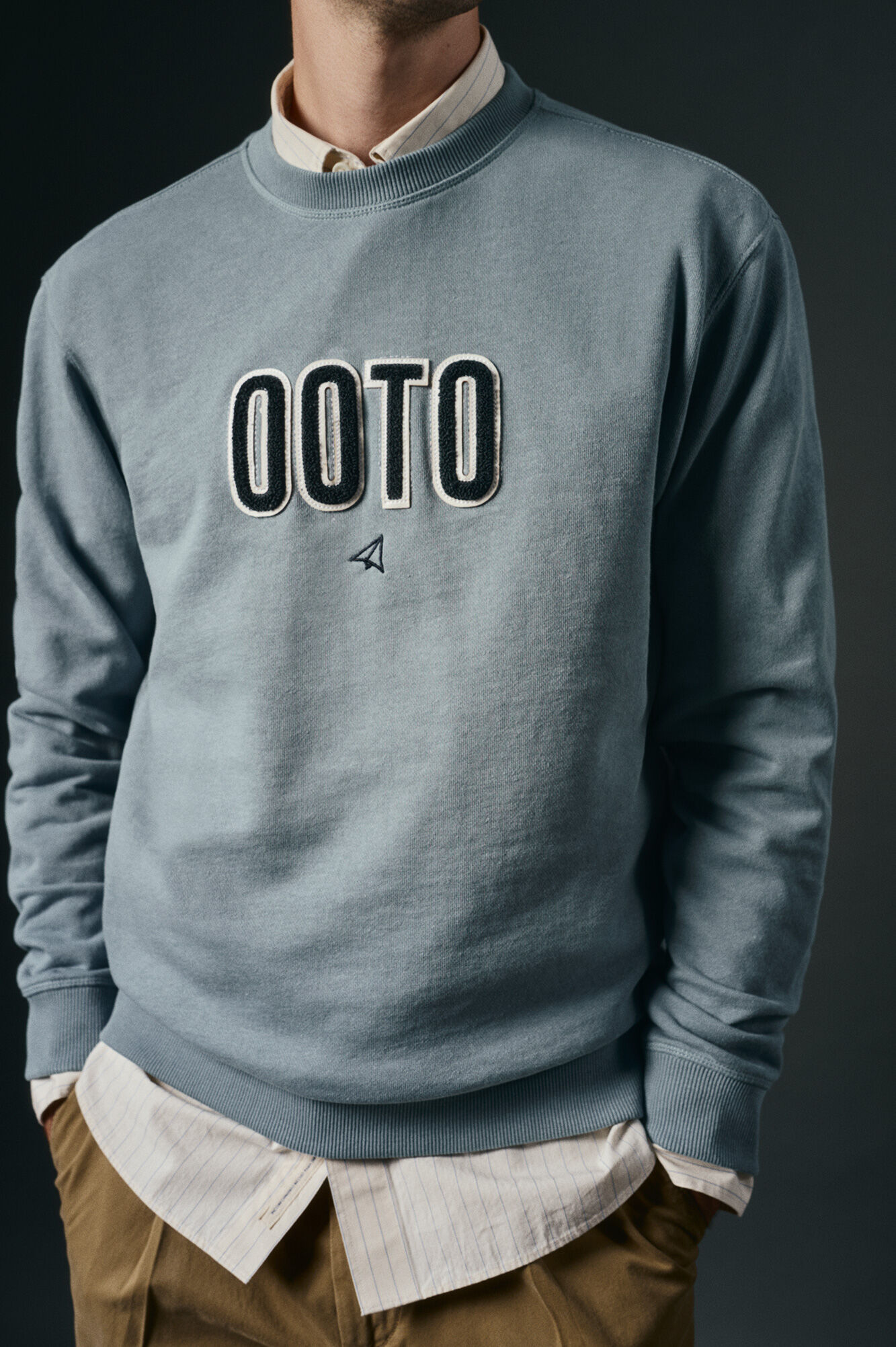 OOTO Sweatshirt logo bordado