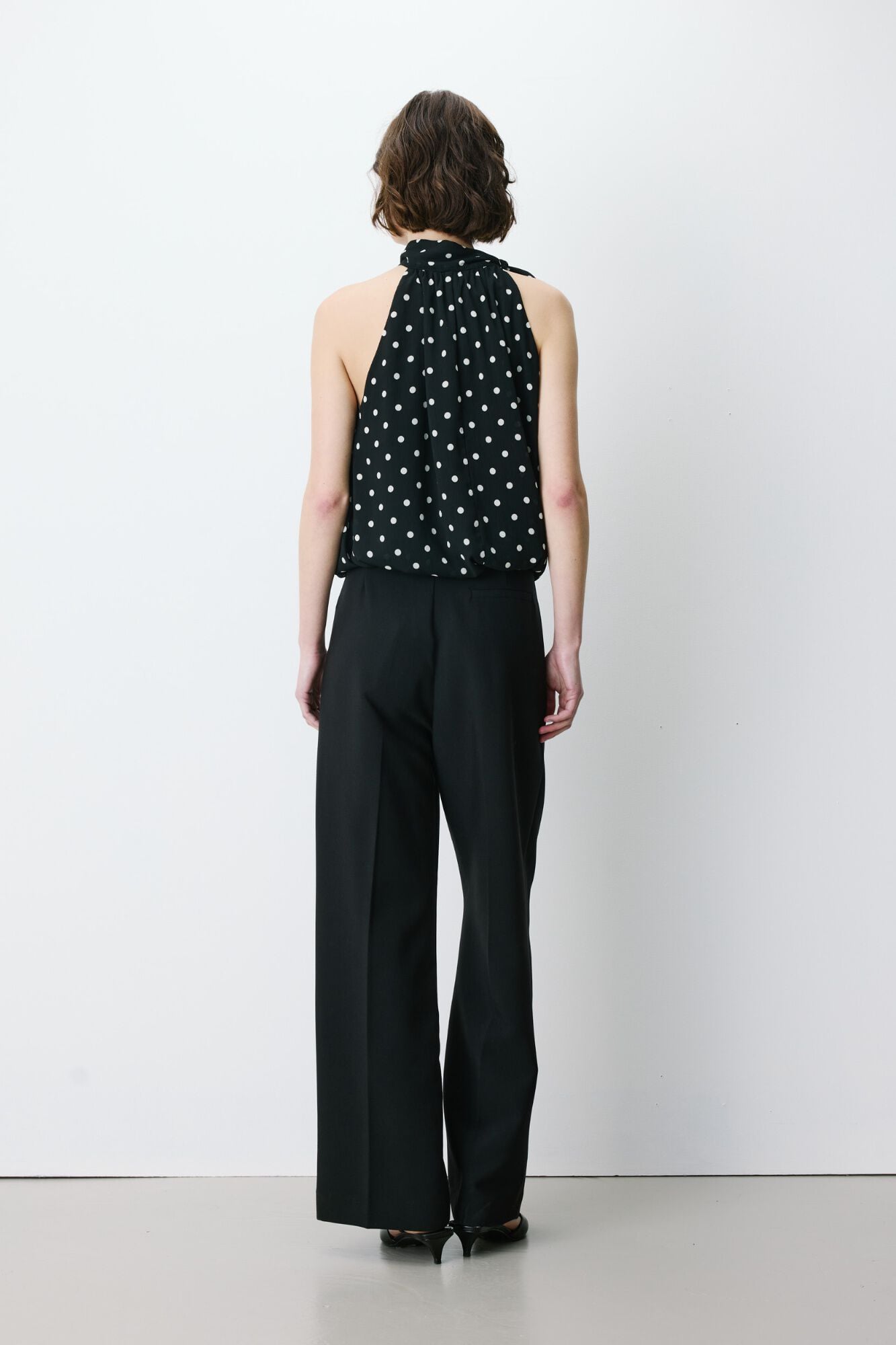Grace & Mila Cal&ccedil;a de alfaiataria Nilay Preto
