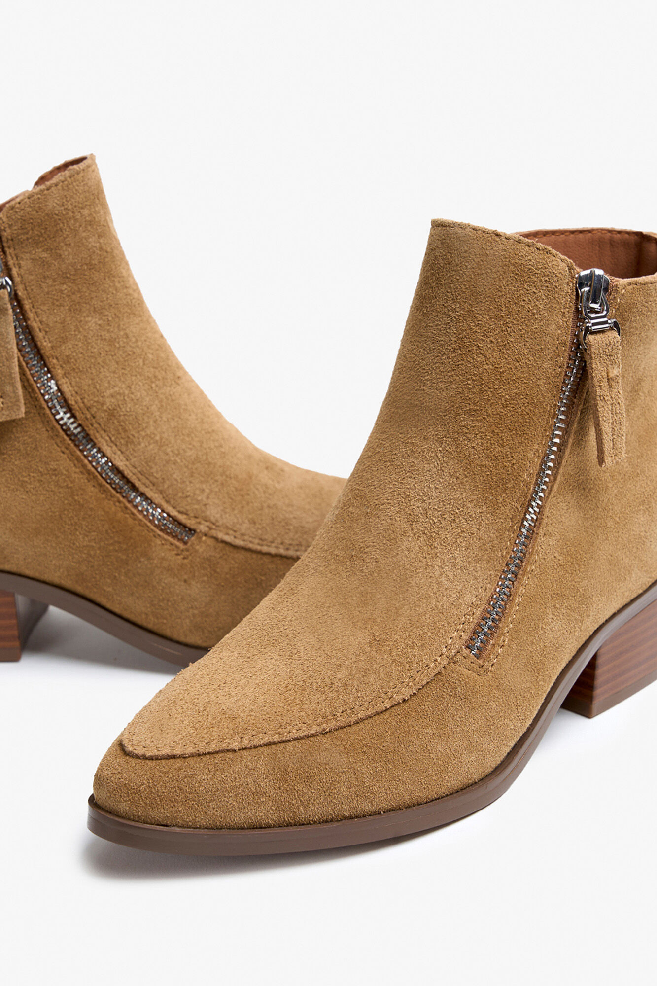 Popa Bot&iacute;n se&ntilde;ora Urbana Serraje Marr&oacute;n