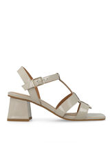 Lodi Sand&aacute;lia em pele efeito verniz Tostado