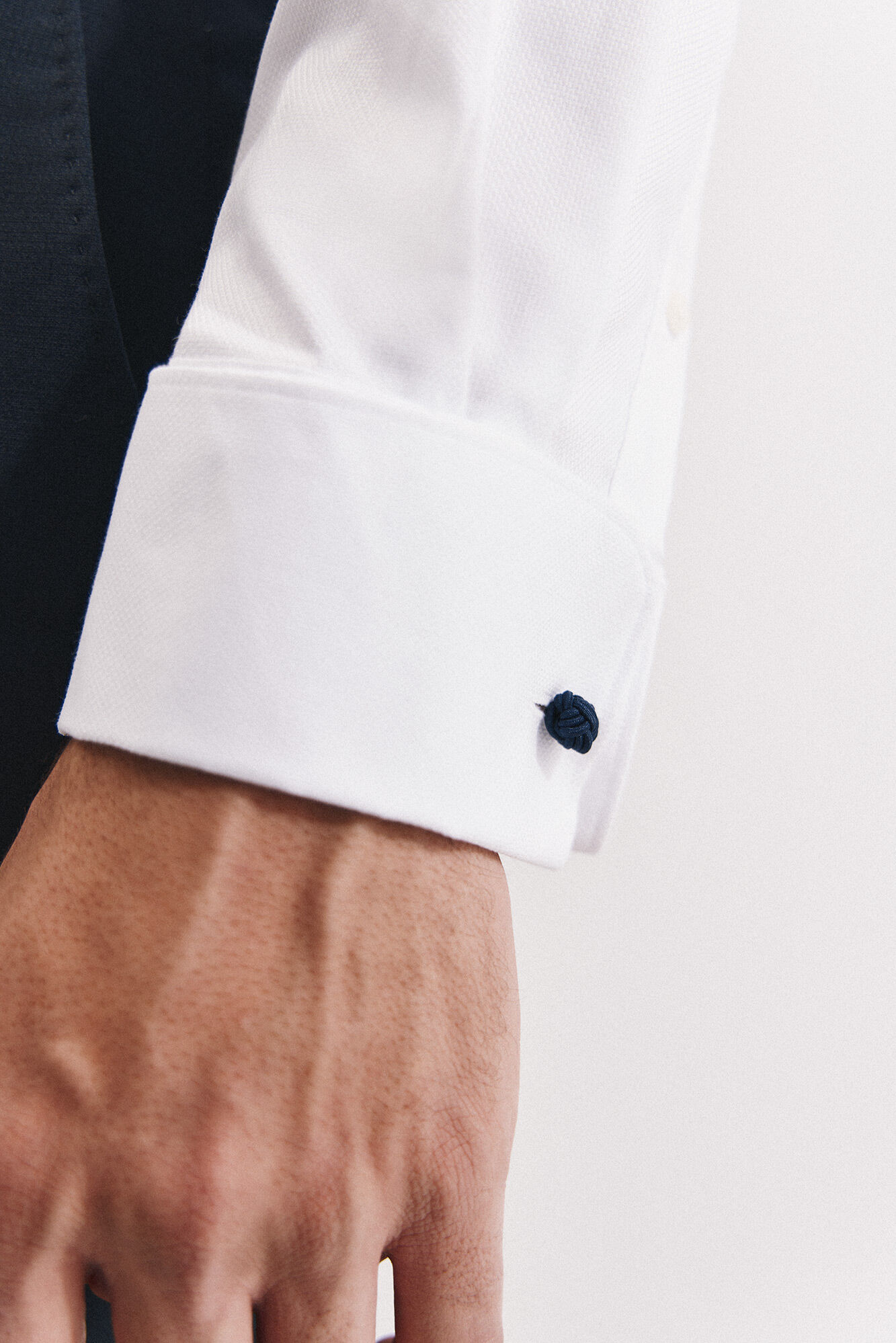 Cortefiel Camisa slim fit com abotoaduras e f&aacute;cil engomar Branco