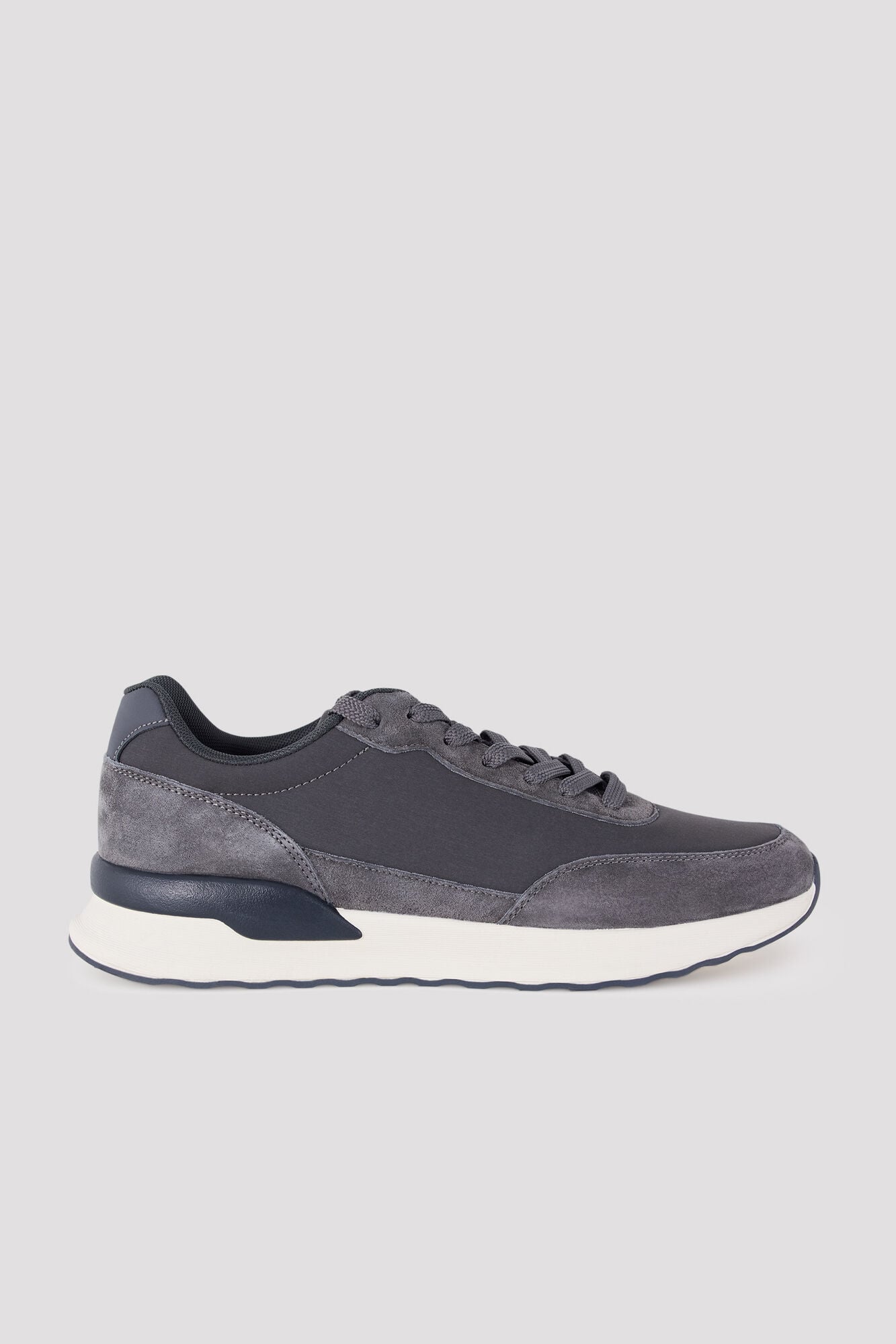 Cortefiel Leather and textile sneaker