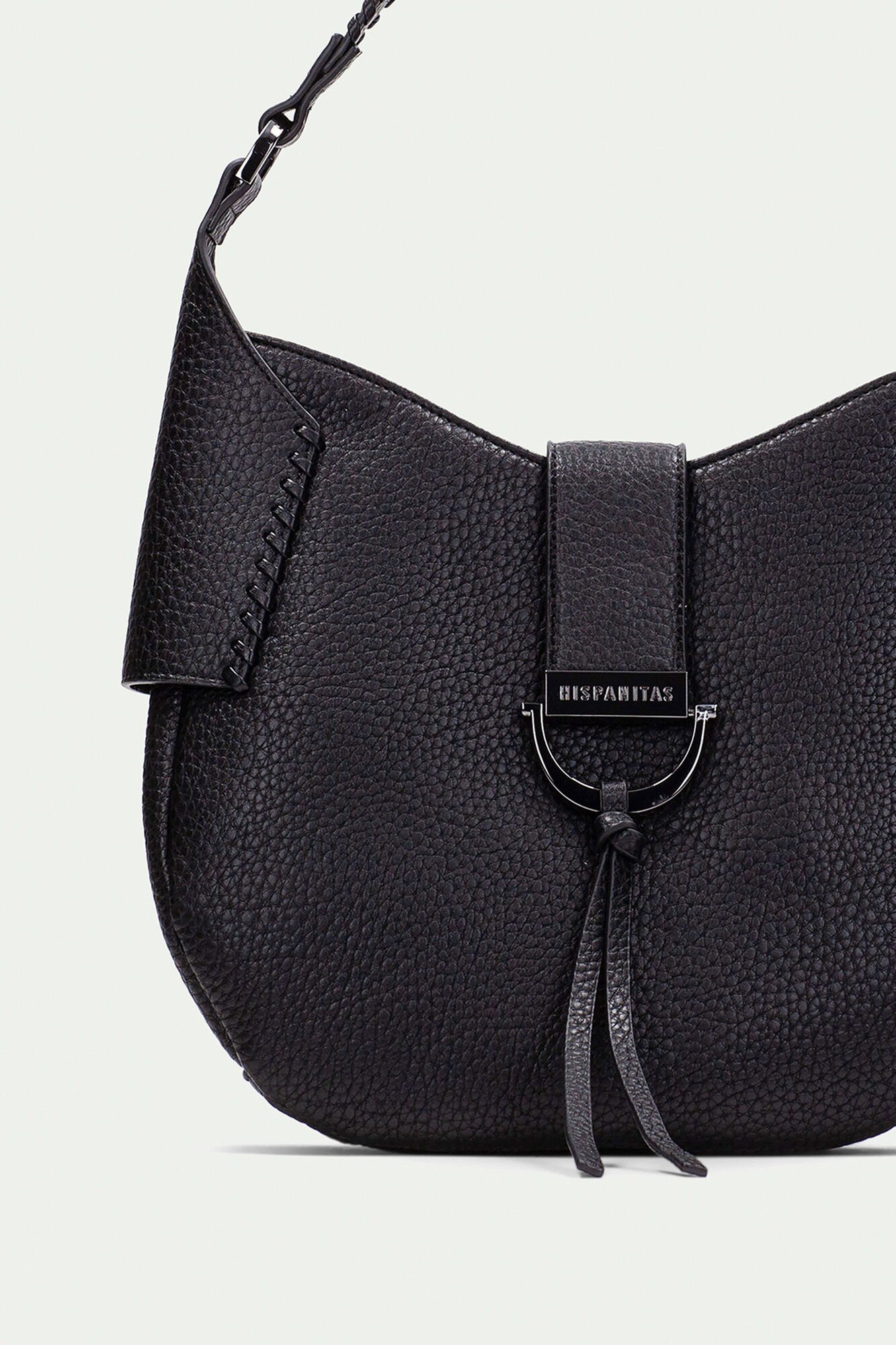 Hispanitas Bolsa hobo arredondada com fecho magn&eacute;tico Preto