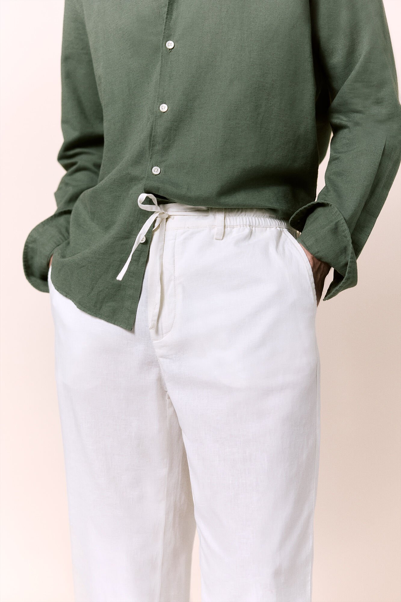 OOTO Cal&ccedil;as regular de linho e algod&atilde;o Ecru