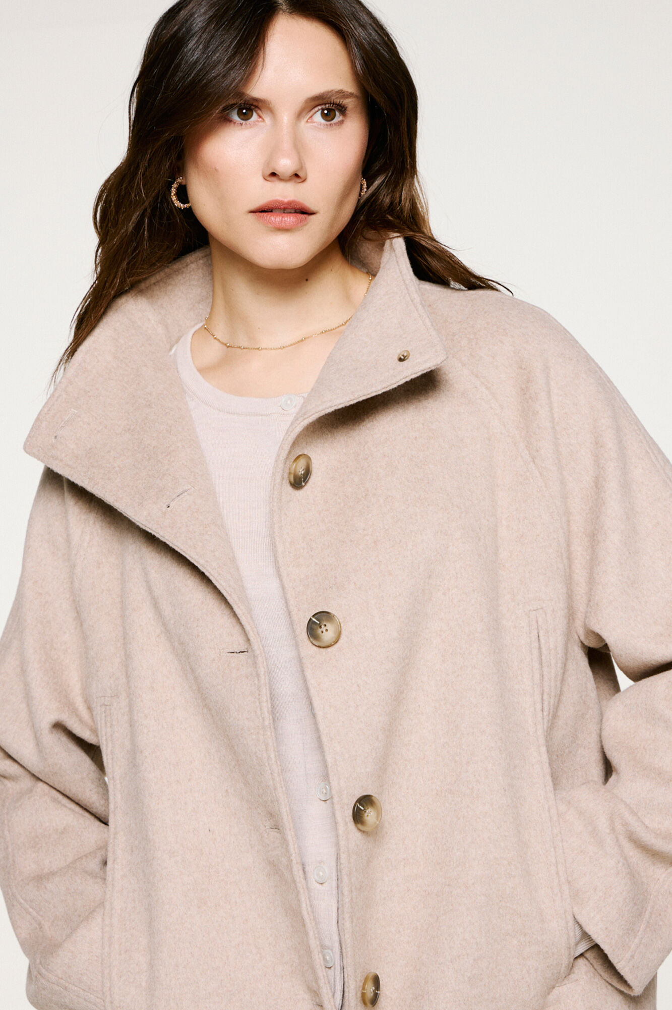 Selected Abrigo lana cuello chimenea.