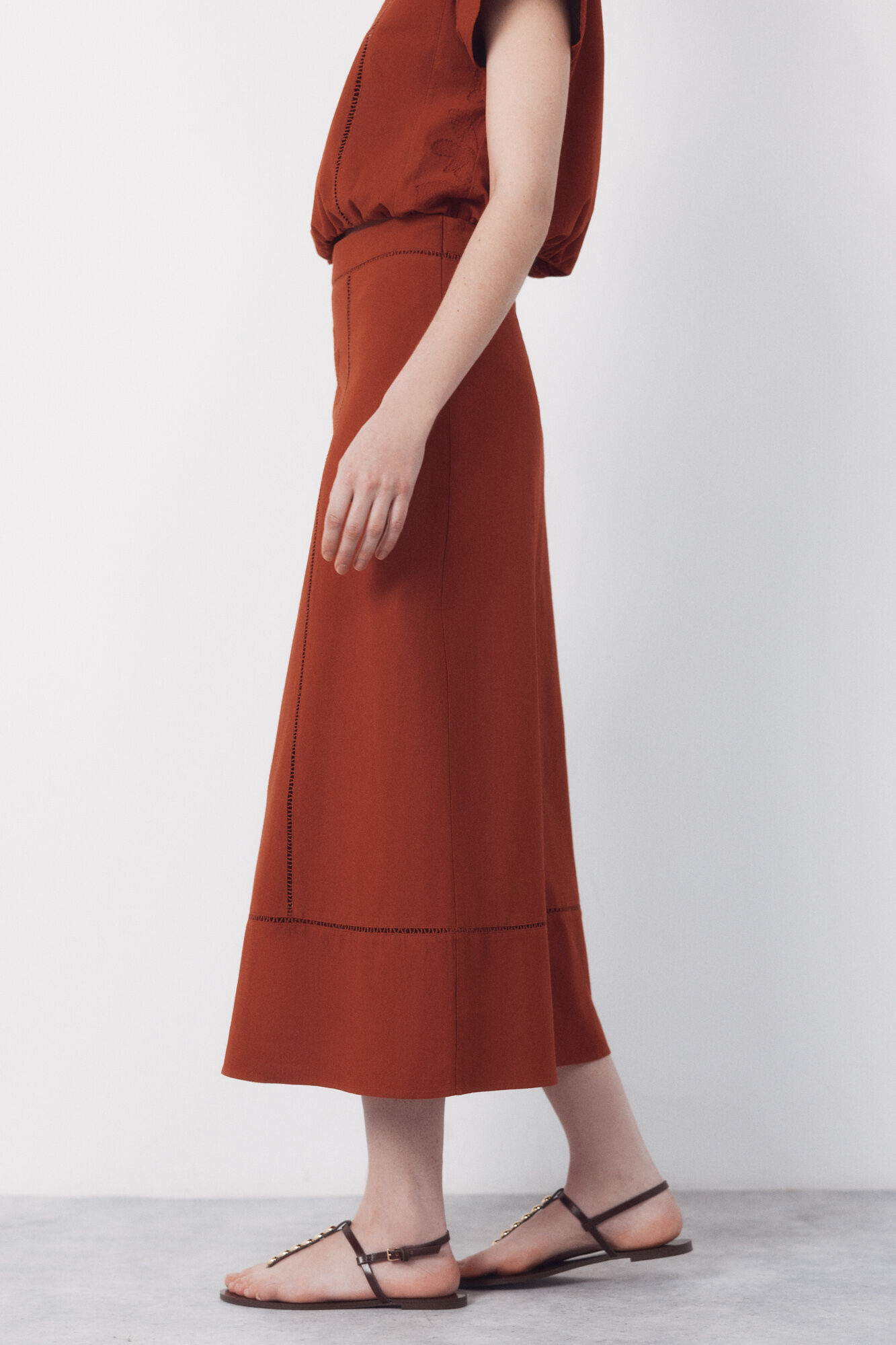 Cortefiel Embroidered midi skirt Brown