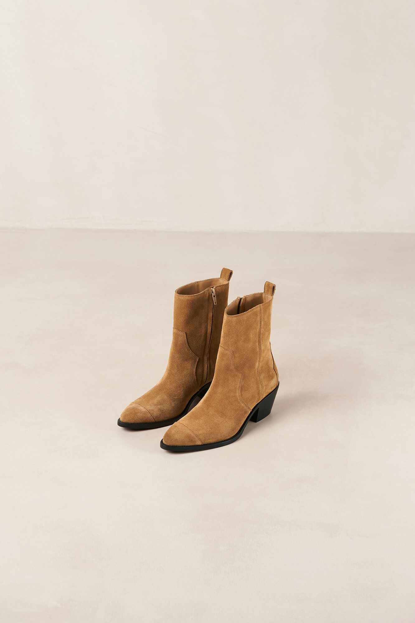 Alohas Botines de ante Austin Camel