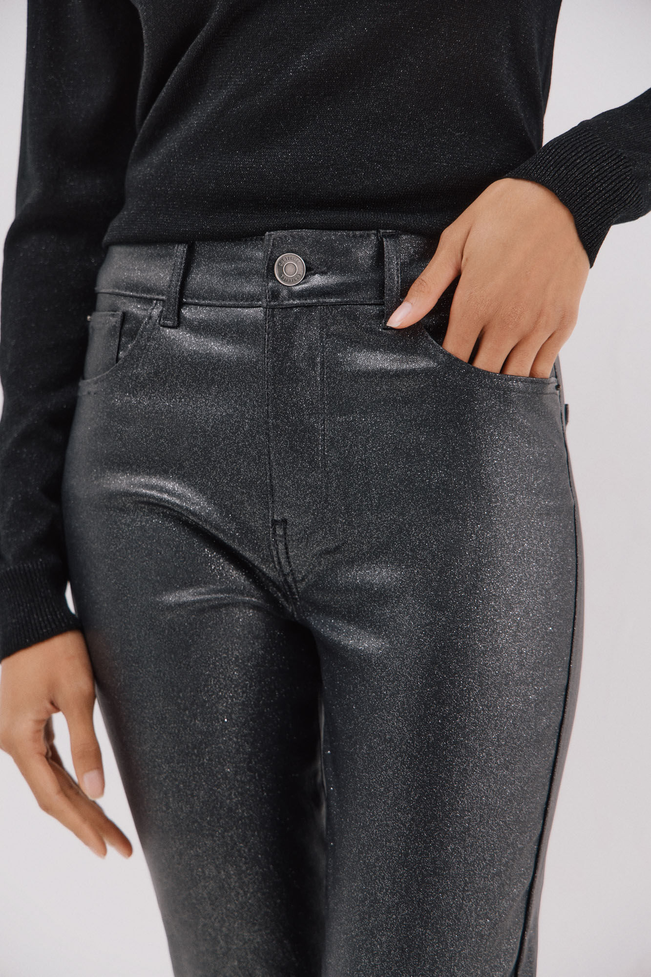 Cortefiel Cal&ccedil;as sensacionais revestidas com resina Cinzento