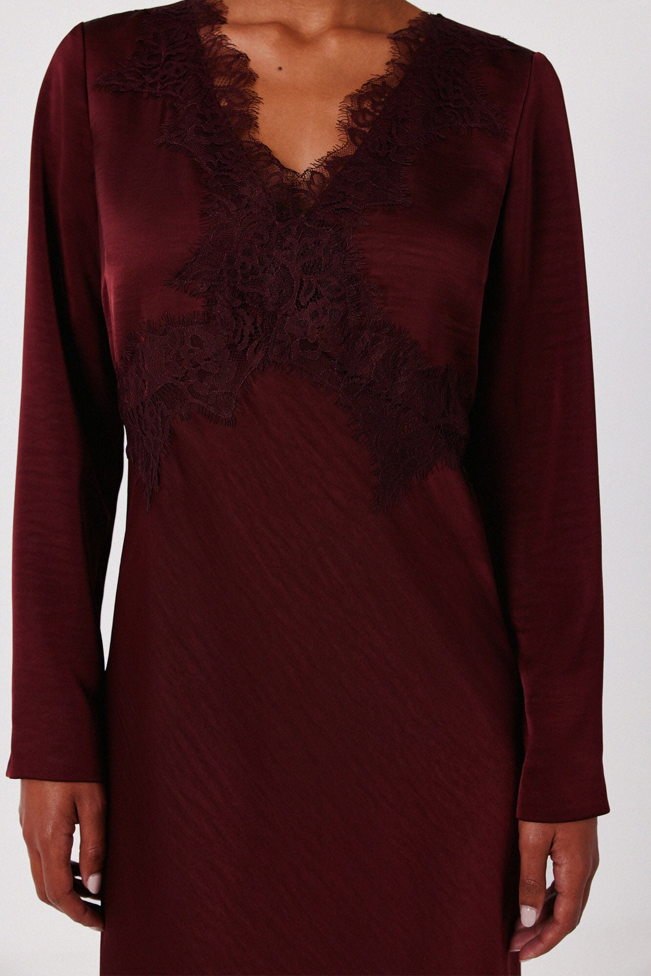 Cortefiel Satin-finish lace dress Red