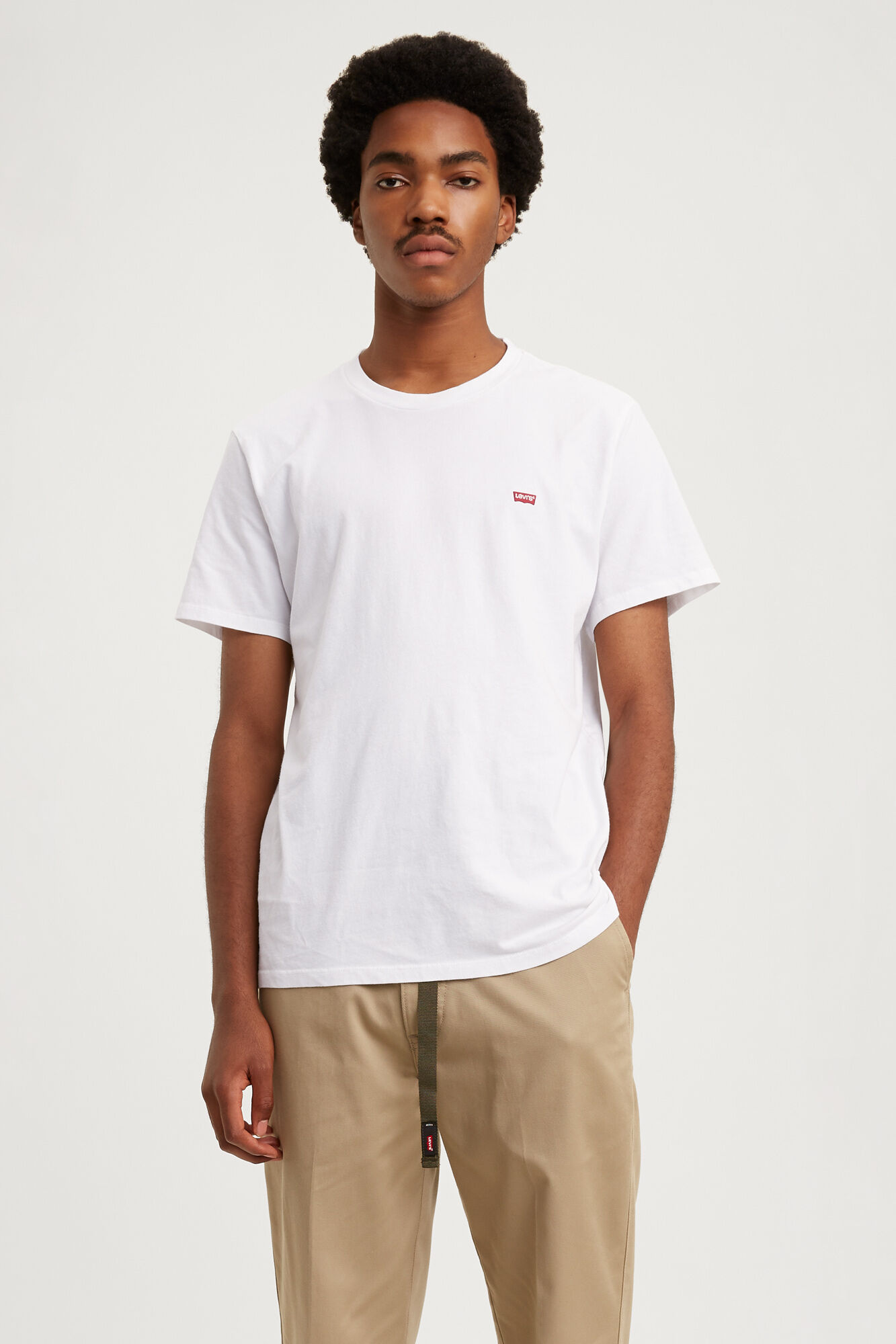 Levi's Original Levi's&reg; logo chest t-shirt White