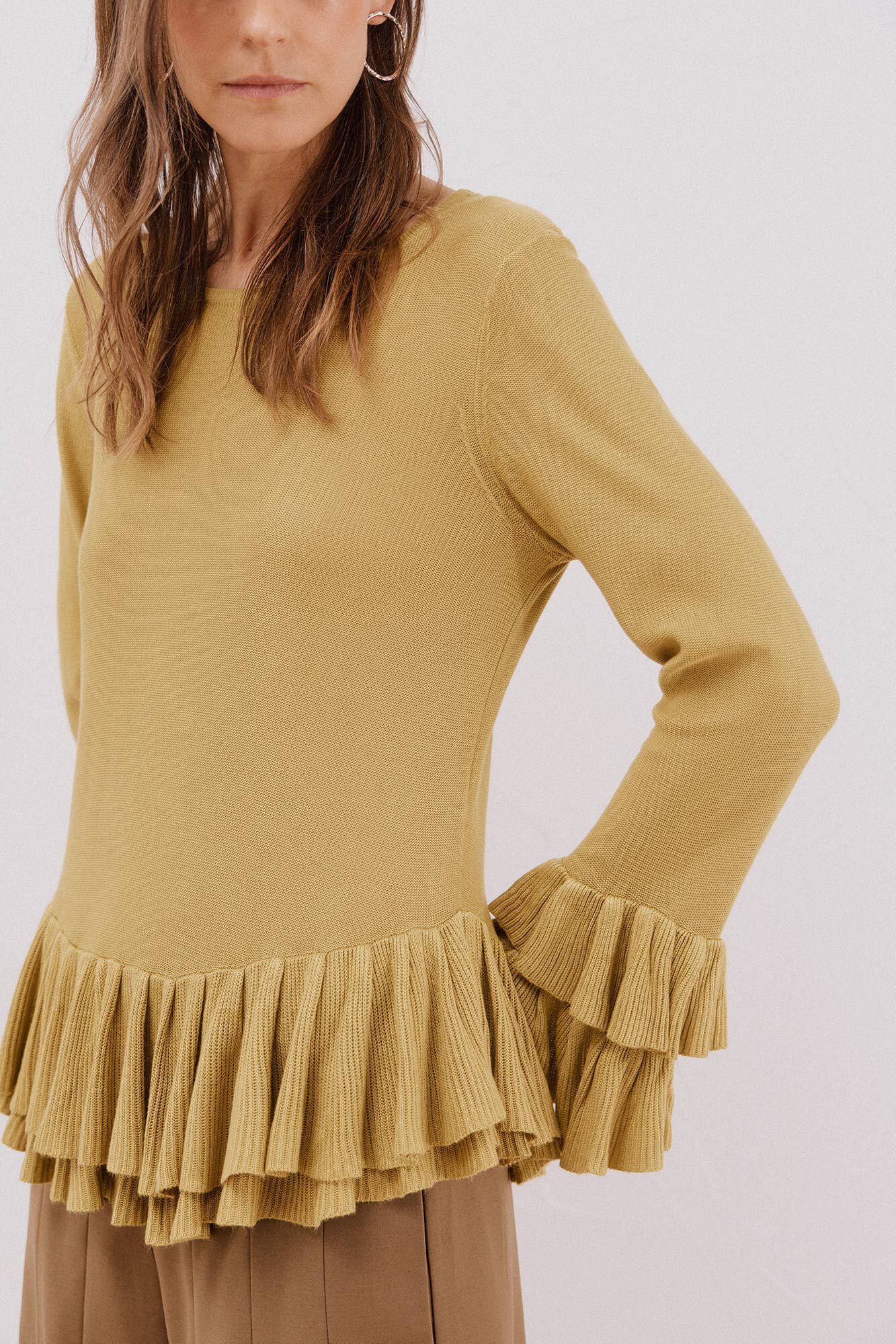 Cortefiel Jersey fino volantes.