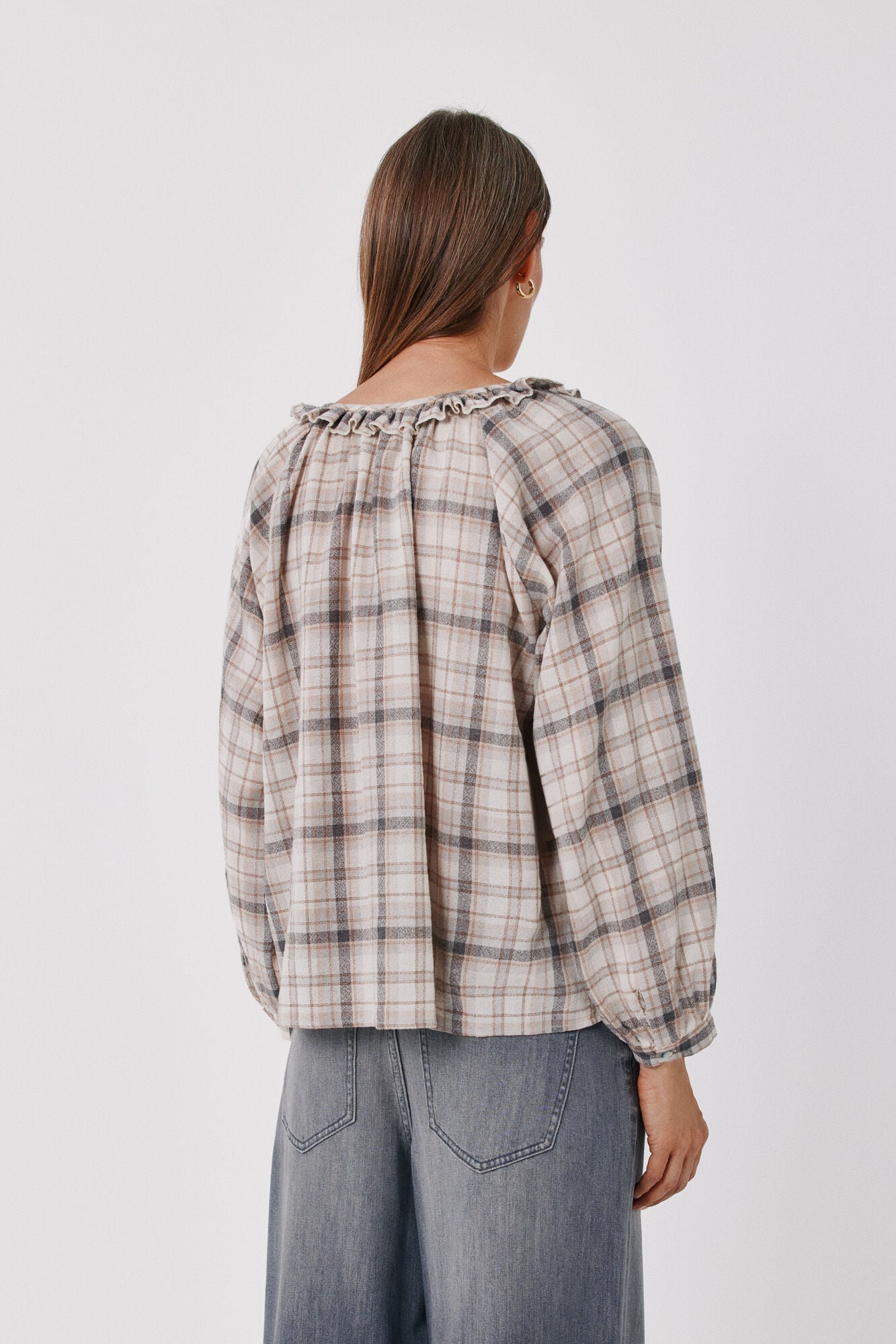 Cortefiel Rustic plaid blouse Printed beige