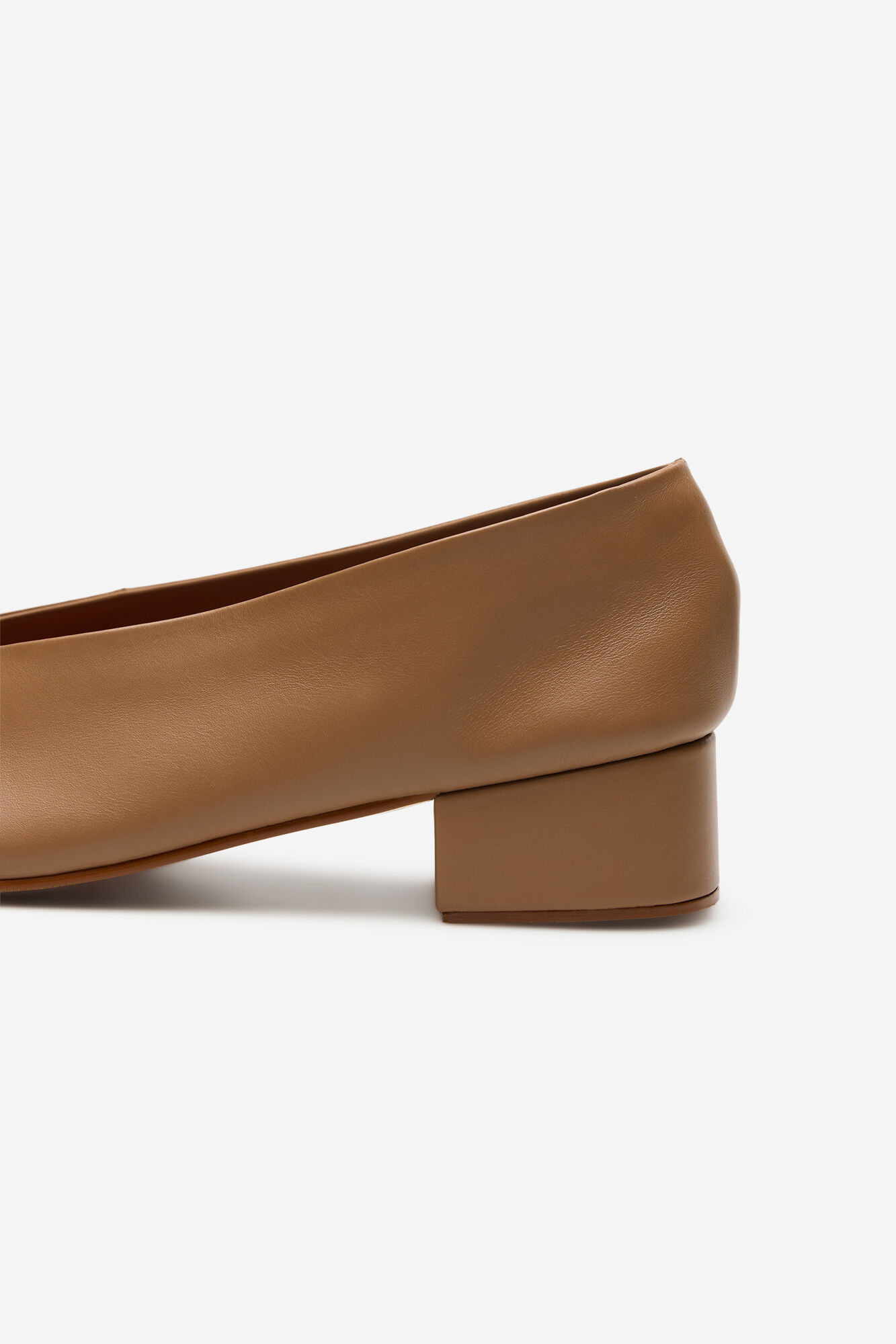 Cortefiel Leather ballerina flats Nude