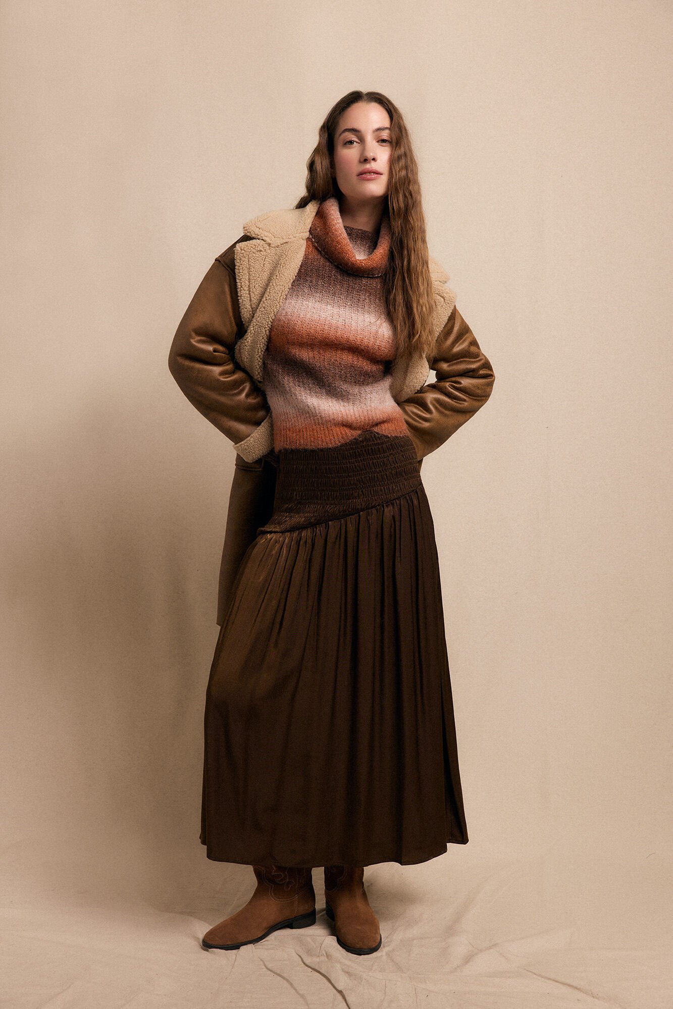 Slowlove Saia midi acetinada