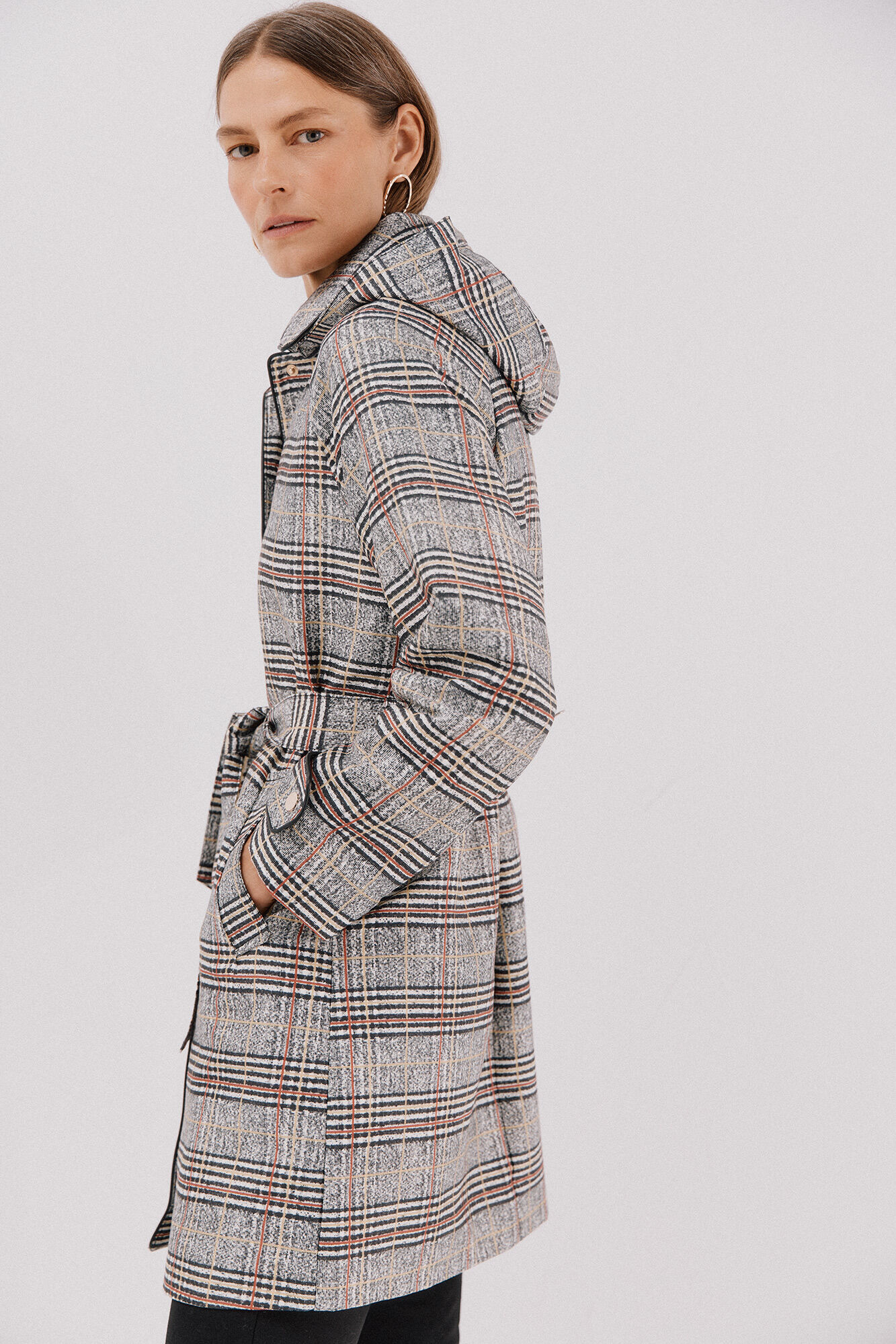 Cortefiel Gabardina acetinada capuz desmont&aacute;vel