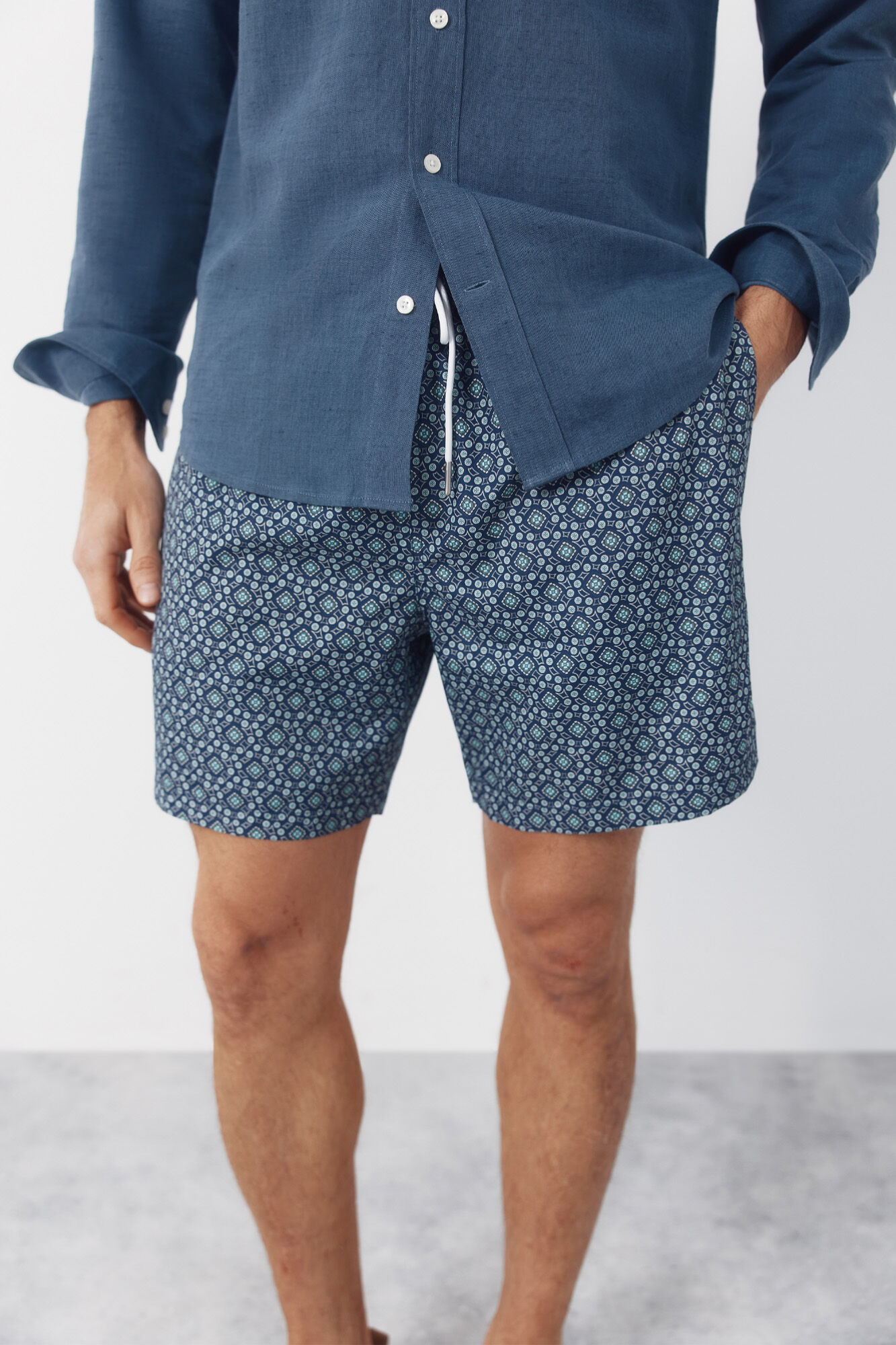 Cortefiel Ba&ntilde;ador estampado geom&eacute;trico Azul marino