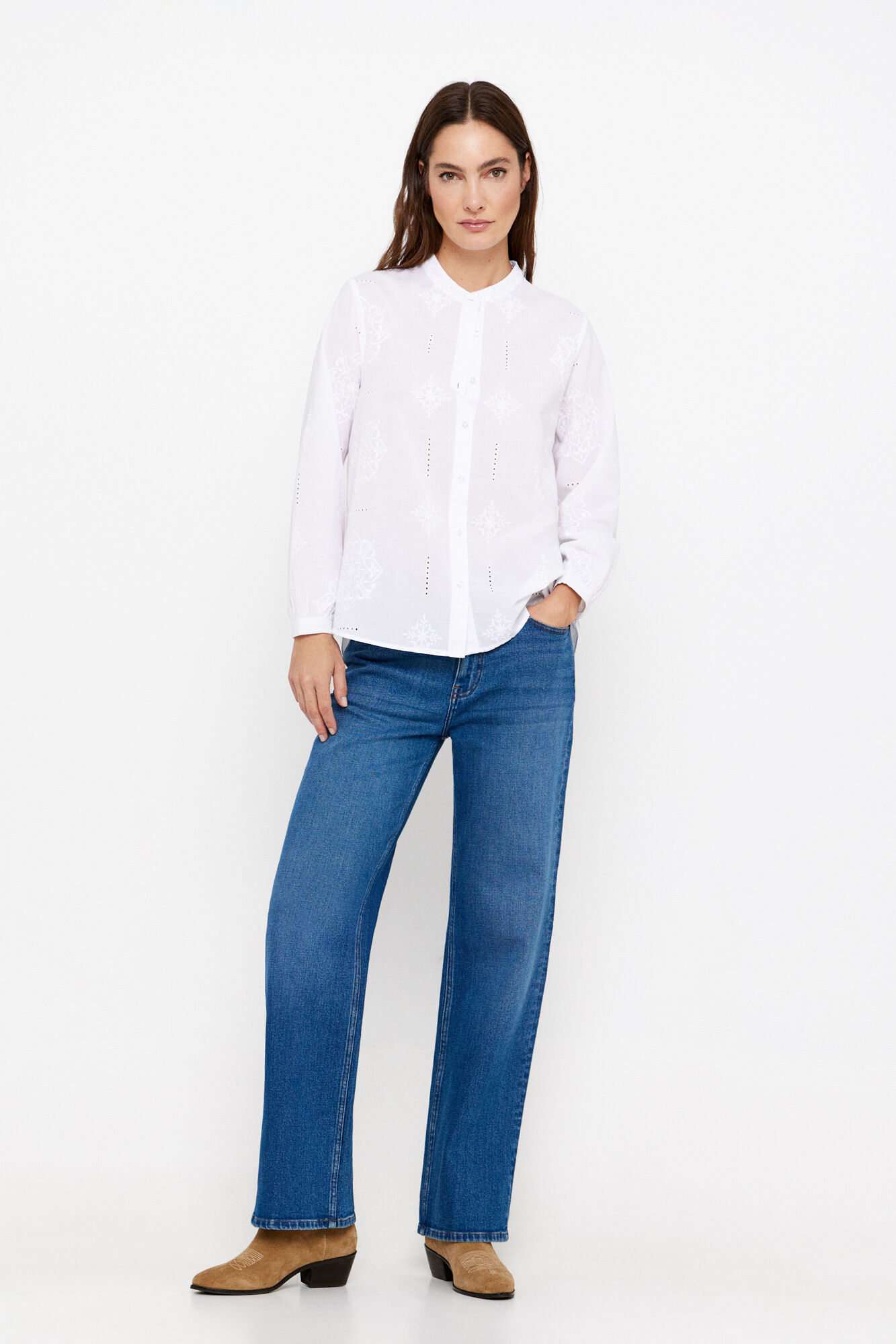 Cortefiel Camisa com bordado e gola redonda Branco