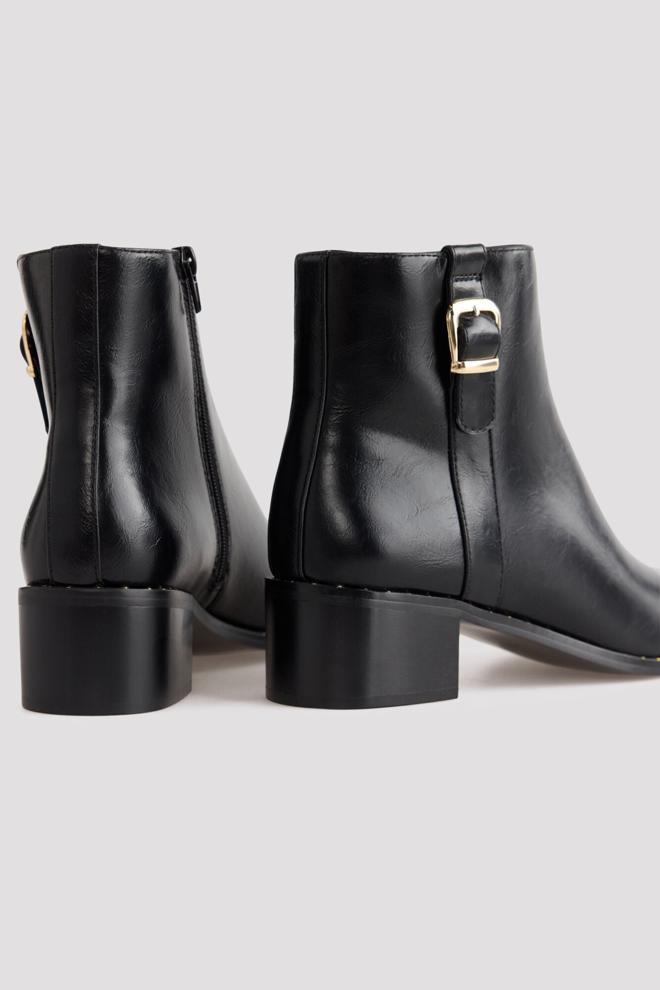 Cortefiel Buckle ankle boot Black