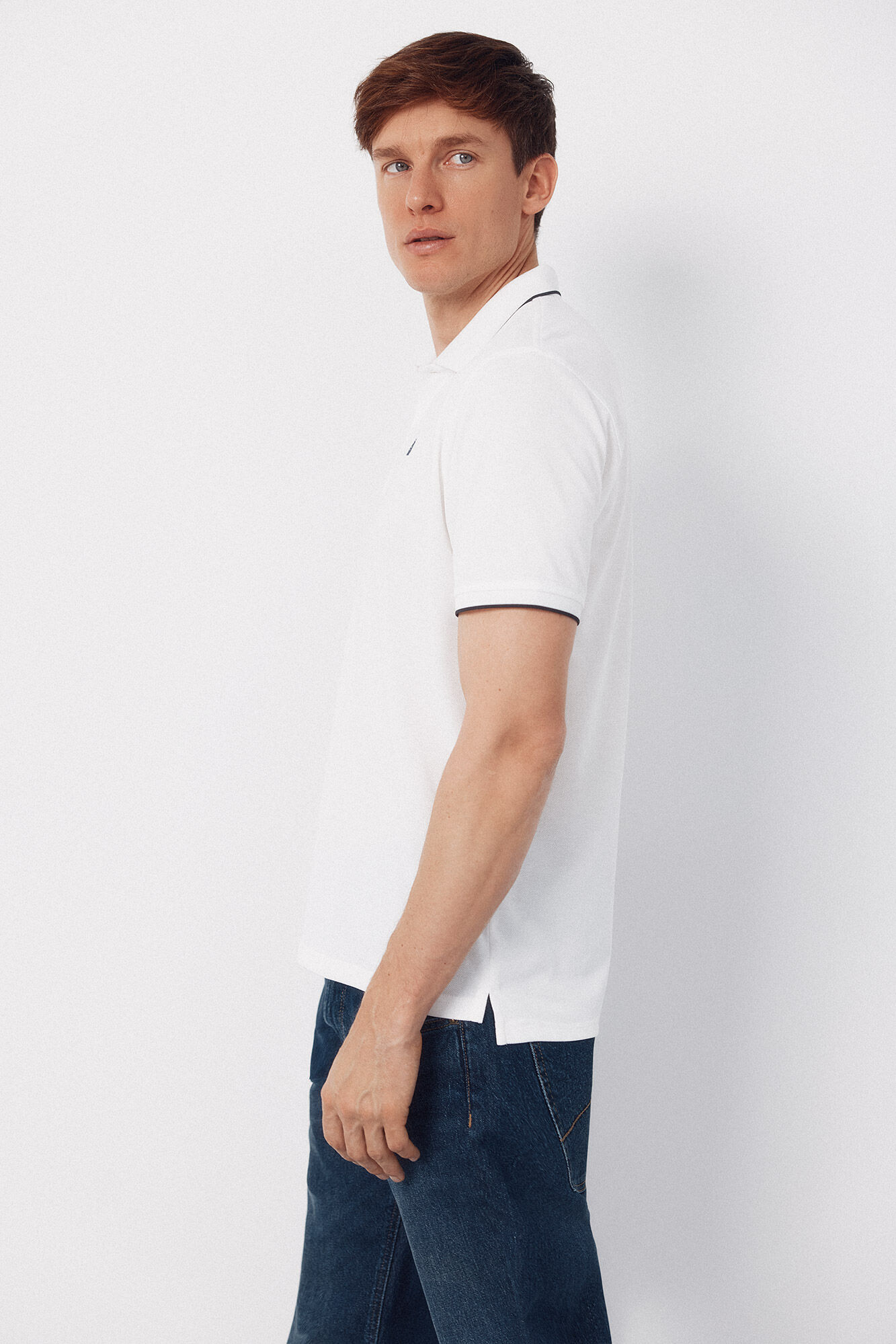 Cortefiel Coolmax&reg; jacquard collar polo shirt White