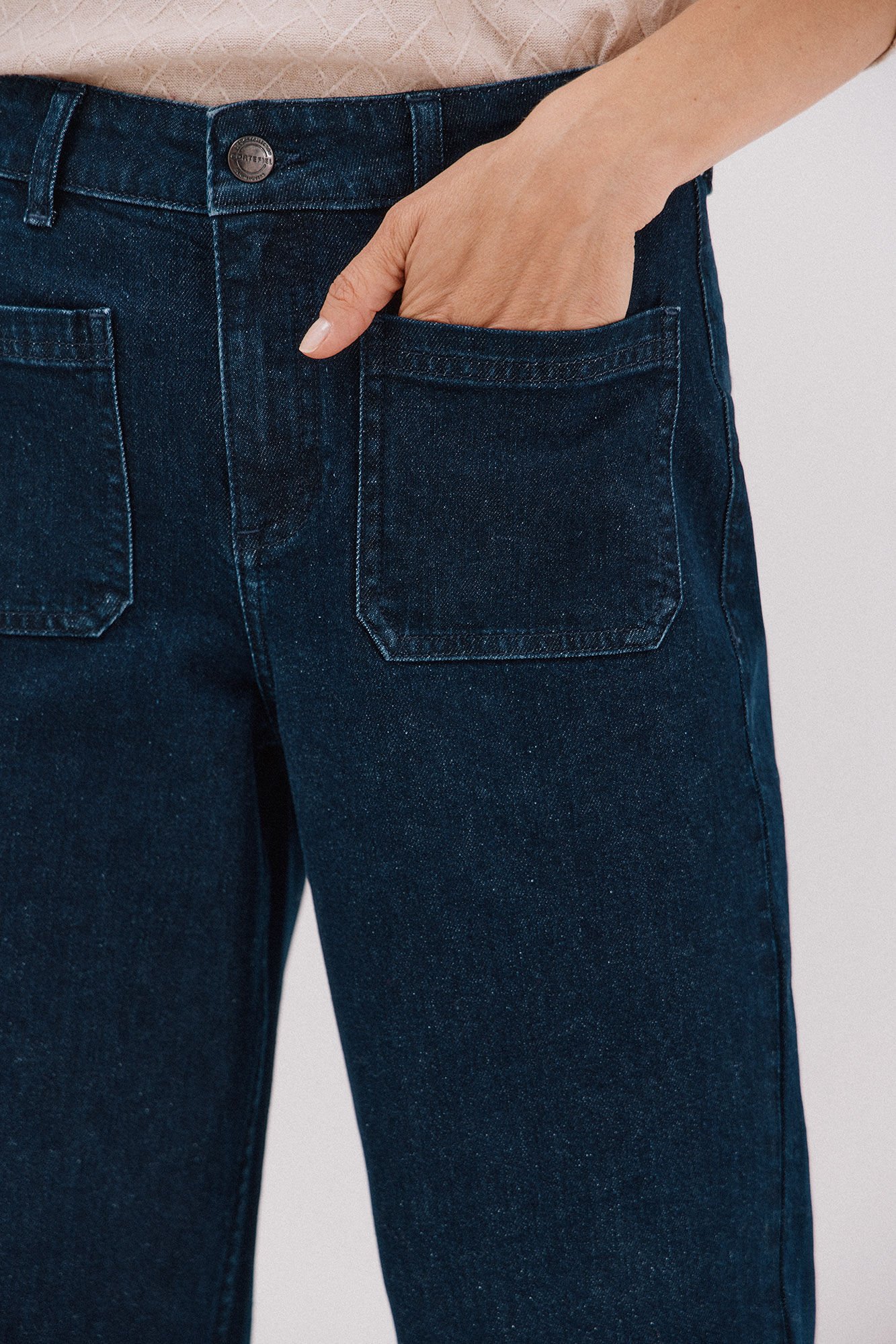 Cortefiel  marine trousers pockets