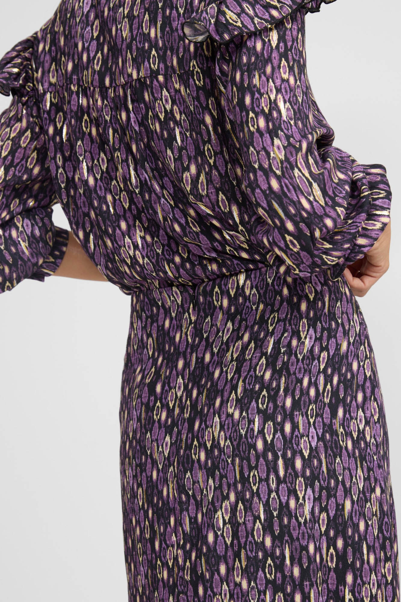 Silbon Saia midi com estampado ikat e abertura