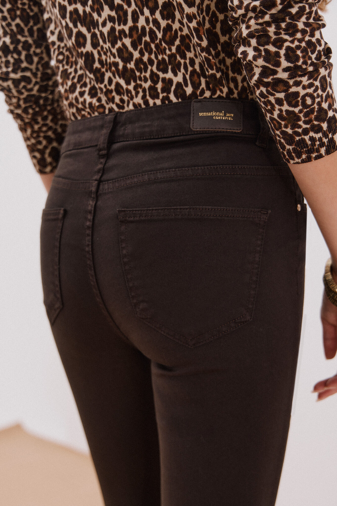 Cortefiel Sensational color pants Dark brown