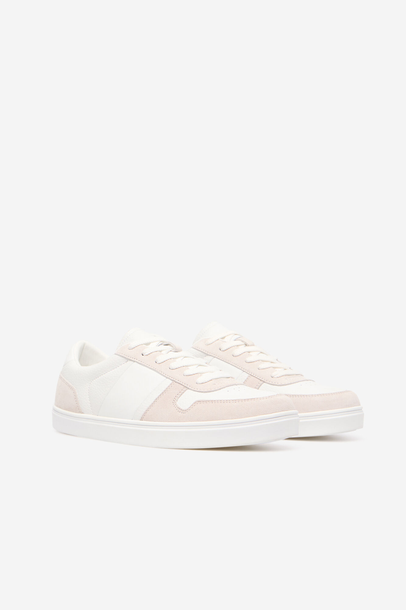 Cortefiel Leather sneaker White