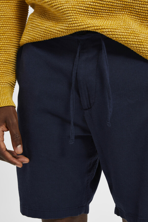 Cortefiel Short chinos made with linen and organic cotton. Blue