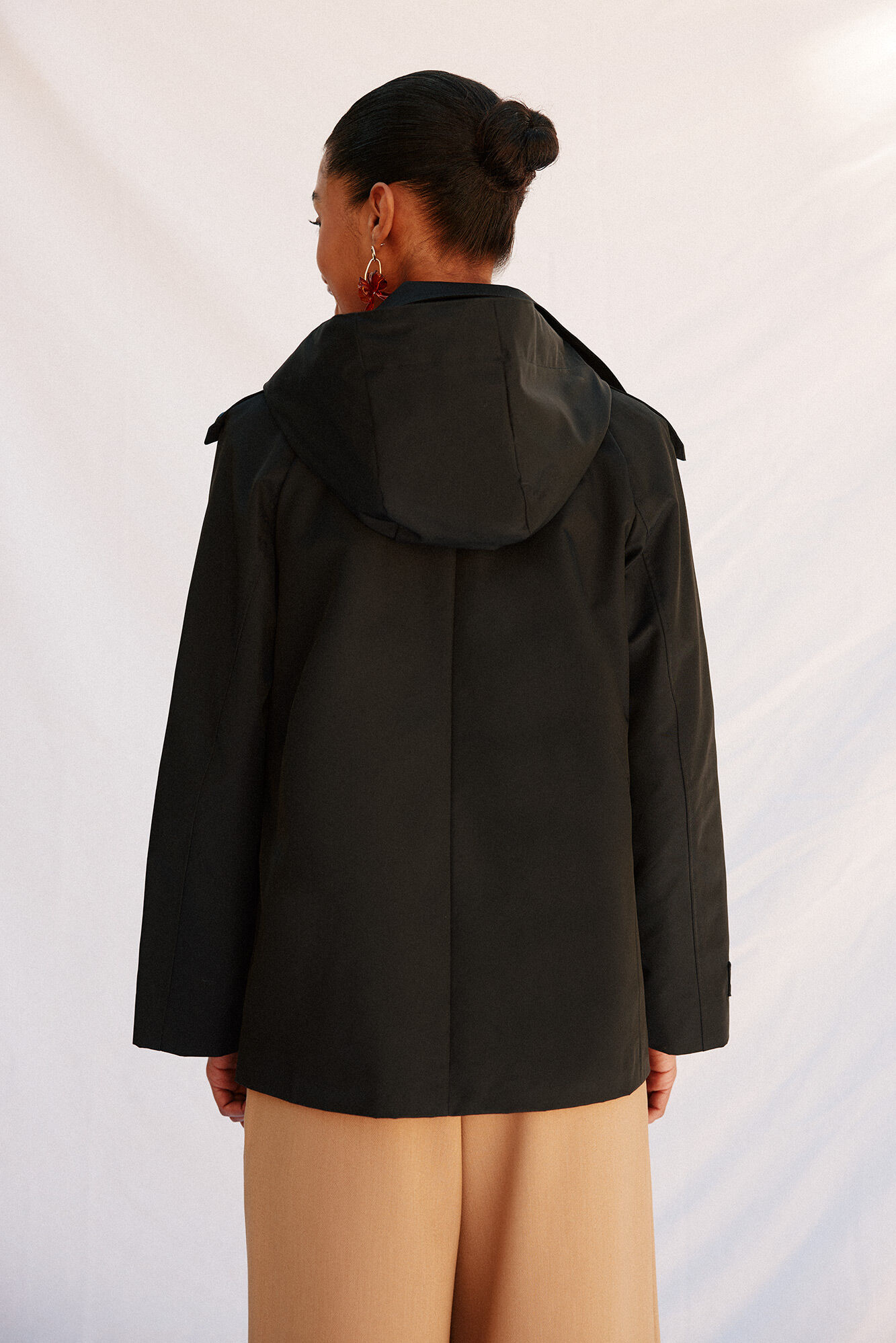 Cortefiel Short flared trench coat Black