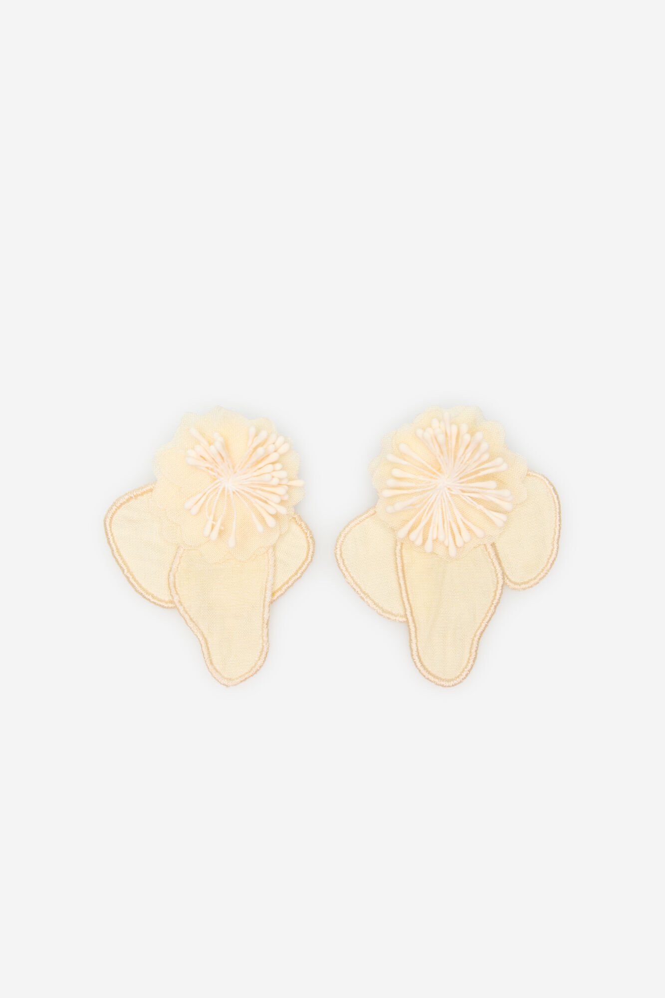 Cortefiel Pendientes de flor en tejido
