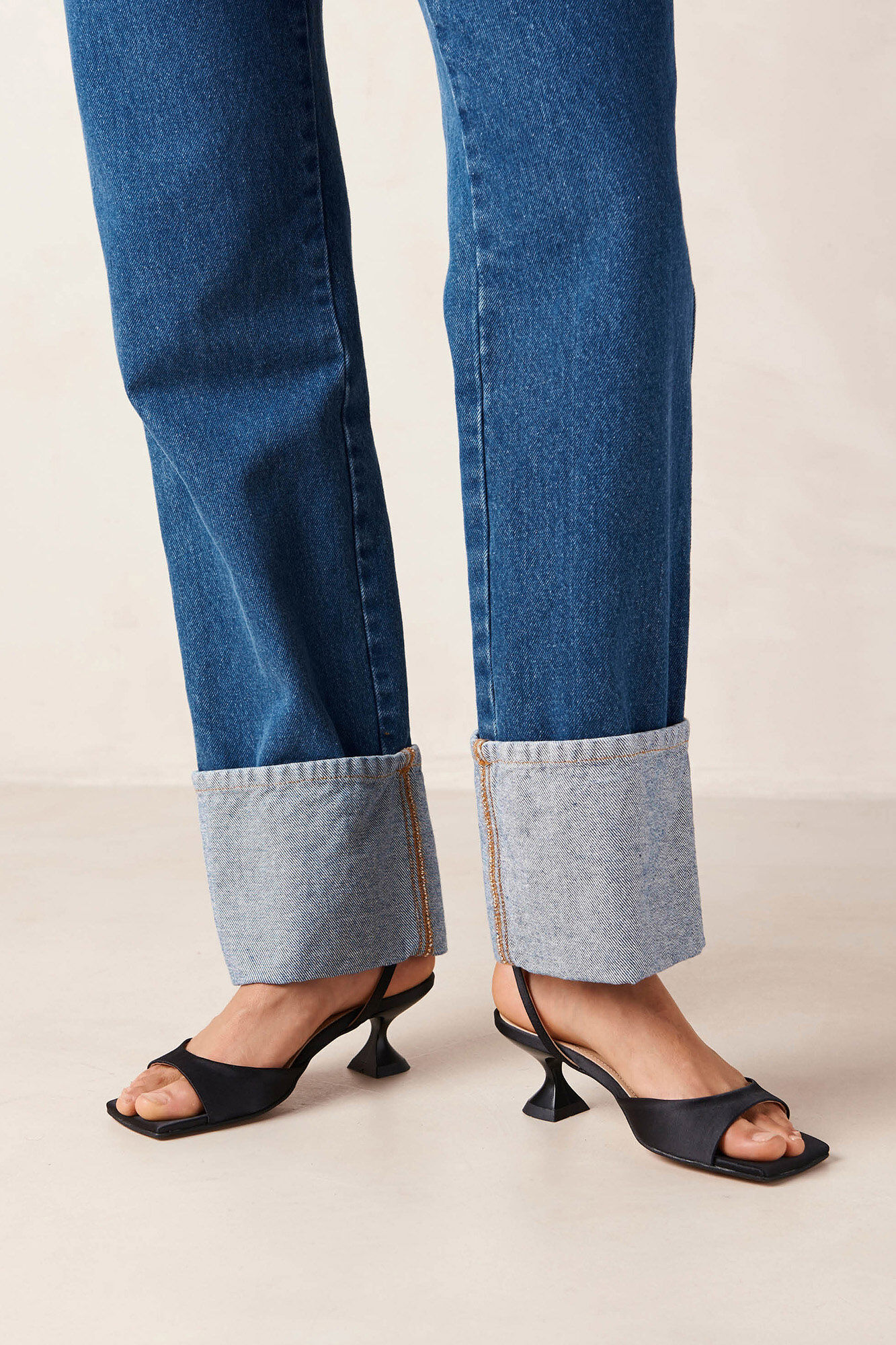 Alohas Sand&aacute;lias sedosas pretas Skye Preto