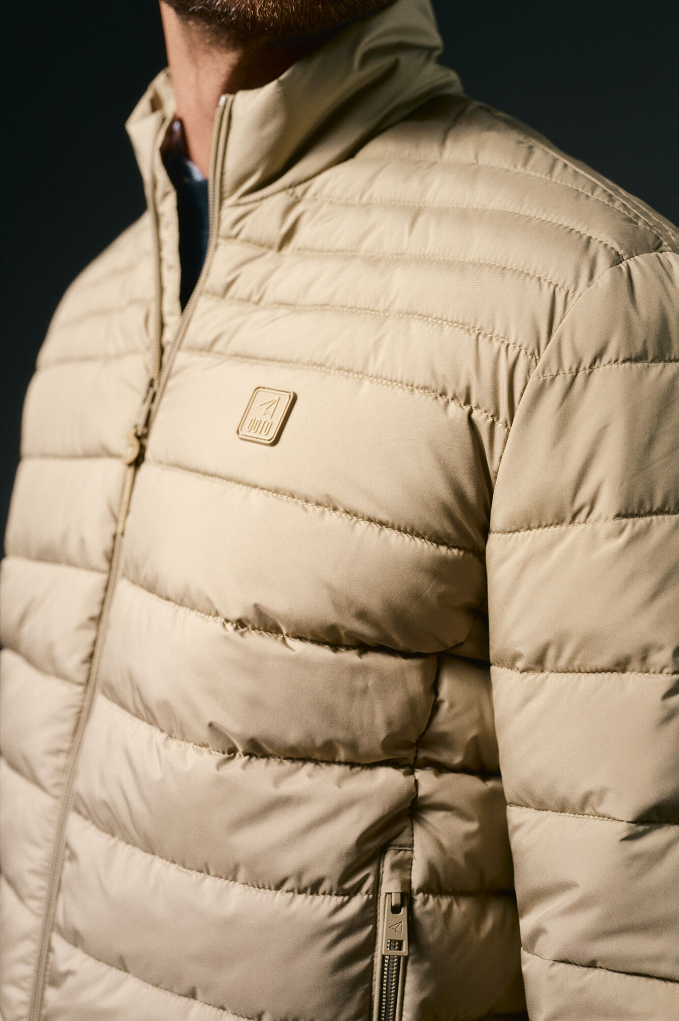 OOTO Cazadora acolchada ultralight Beige