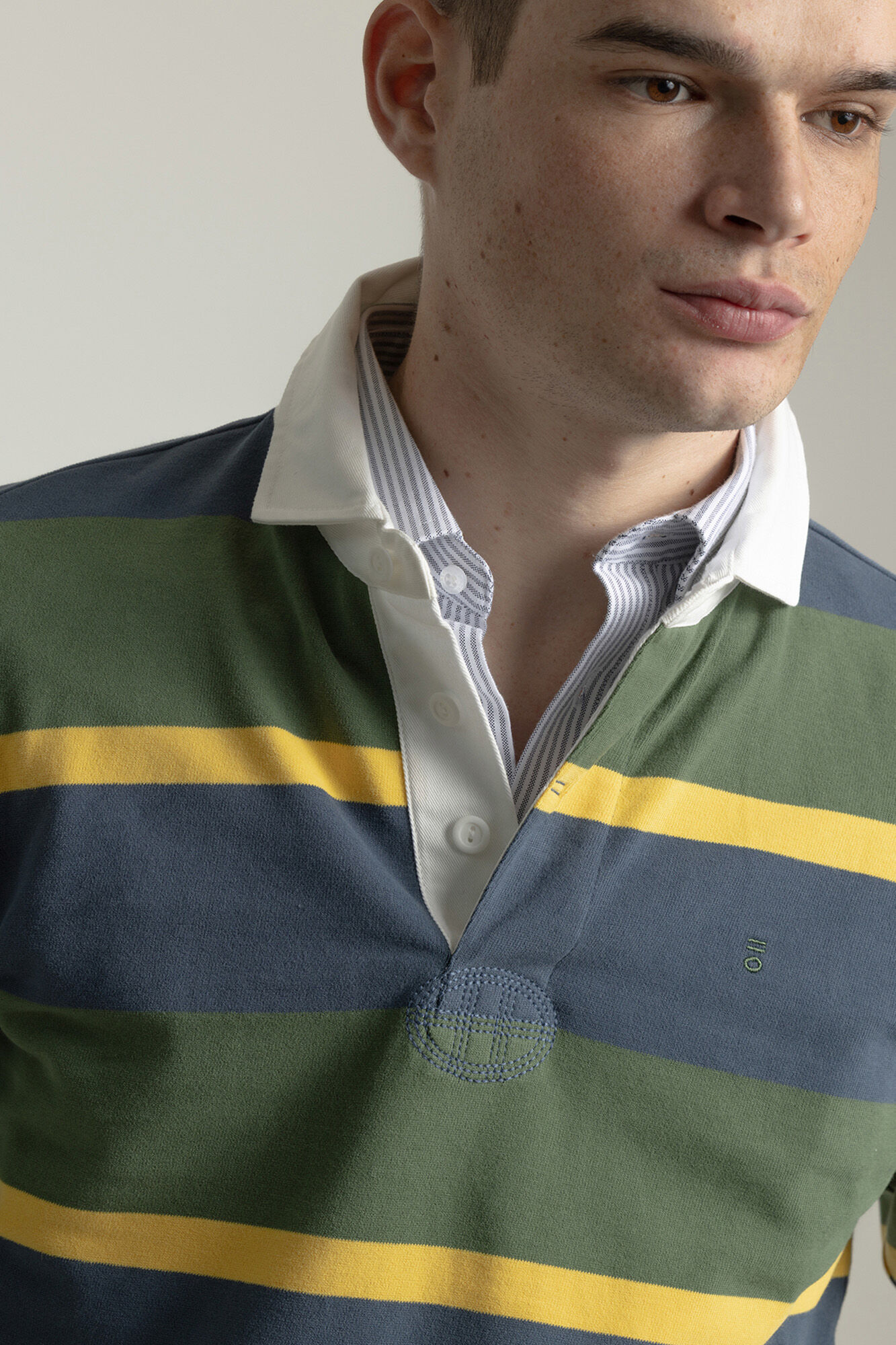 PuroEGO Camisa polo de algod&atilde;o multi-listrada Verde