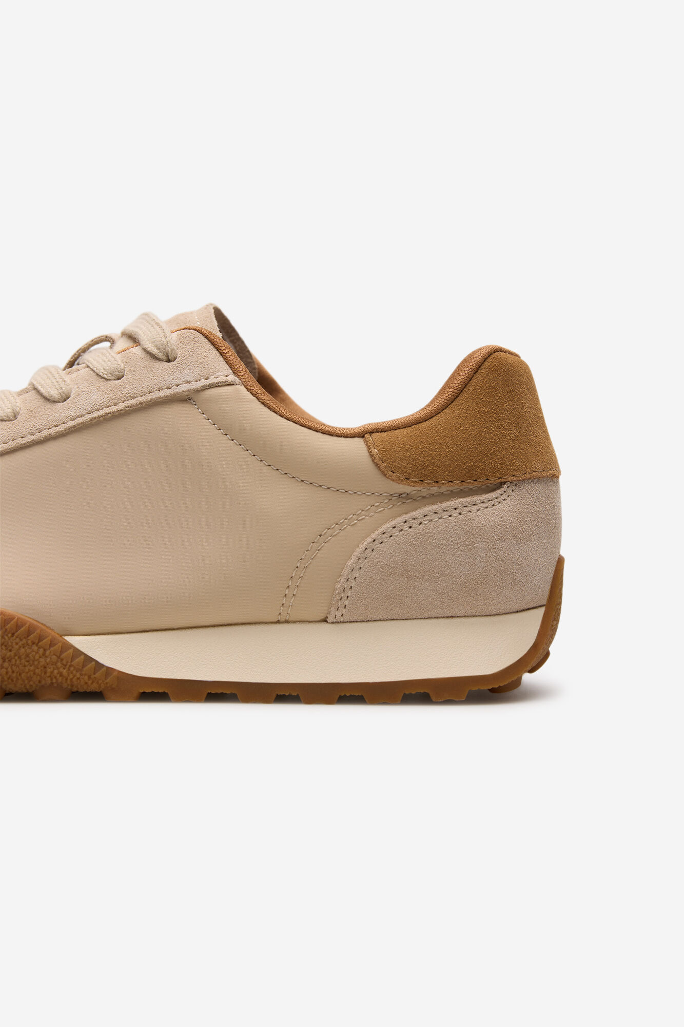 Cortefiel Nylon slipper Brown