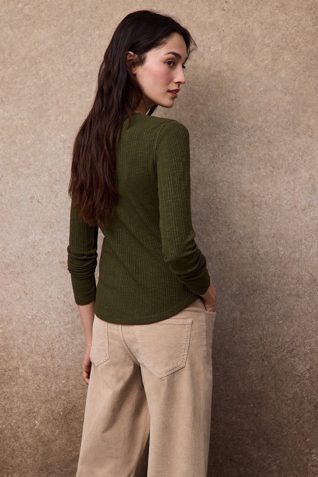 Slowlove Top escote blonda Kaki
