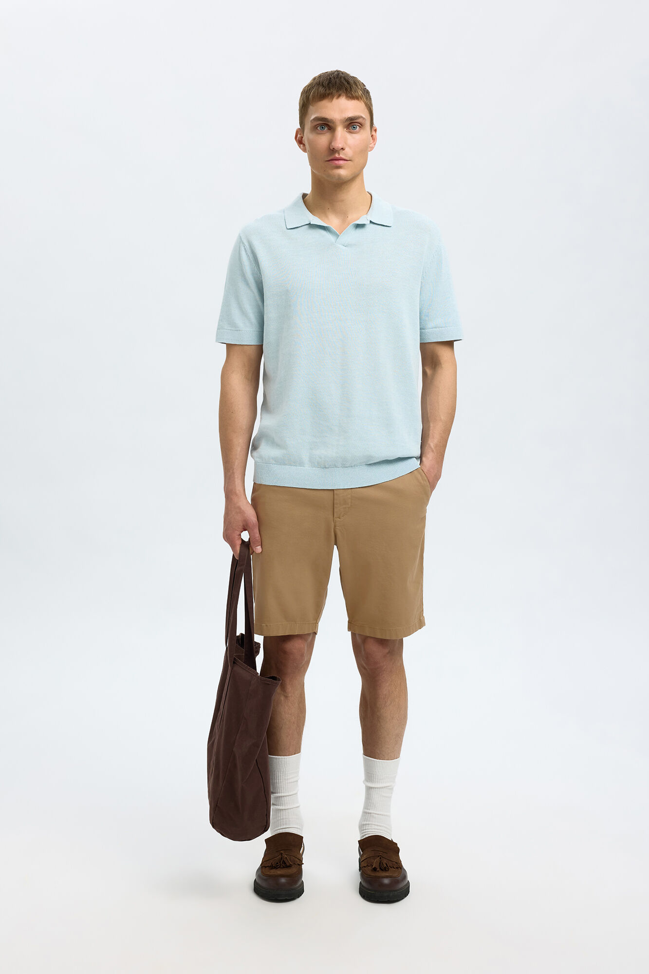 Selected Bermuda tipo chino