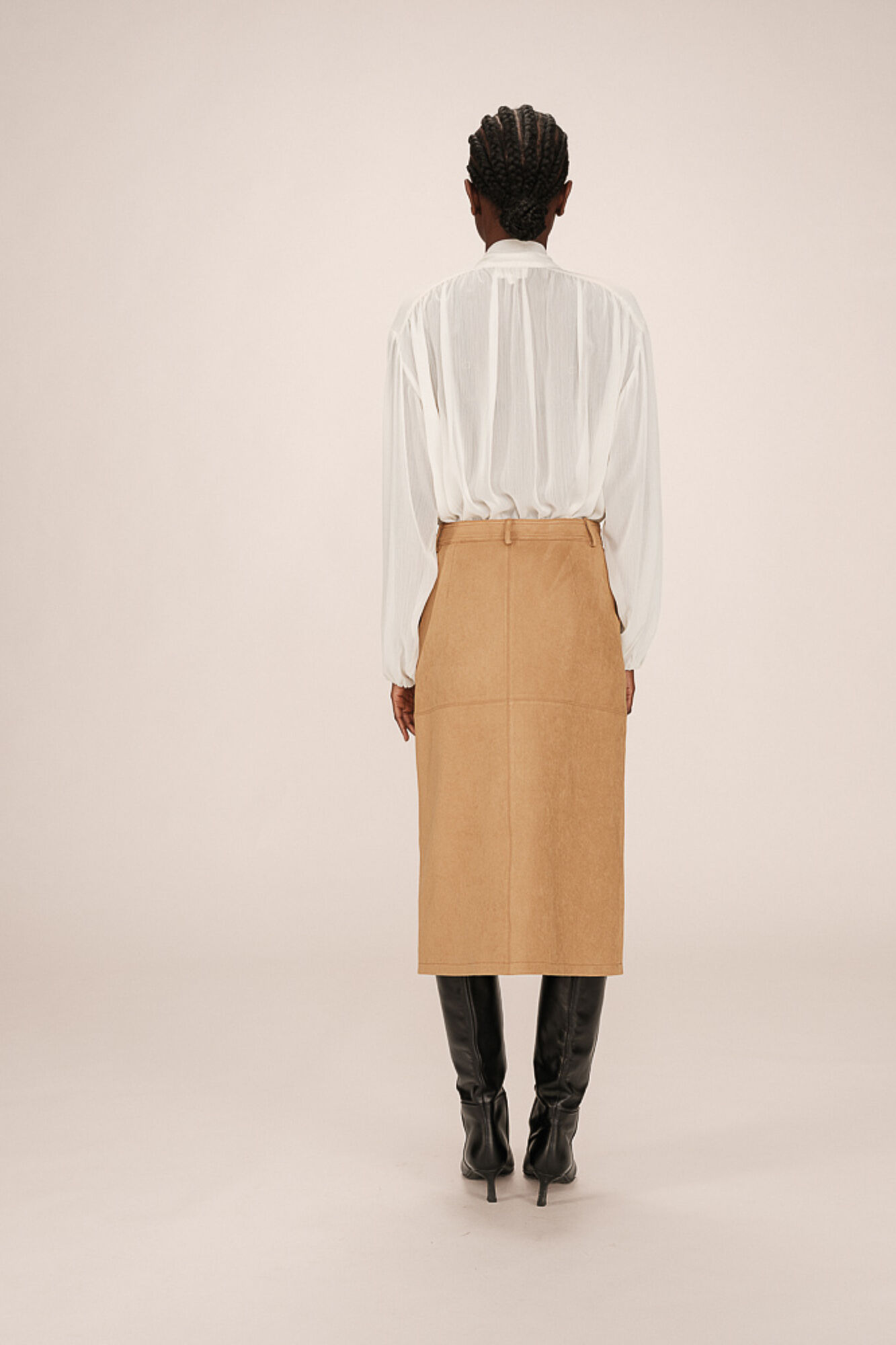 Grace & Mila Saia longa midi em camur&ccedil;a sint&eacute;tica, com fenda frontal Tostado