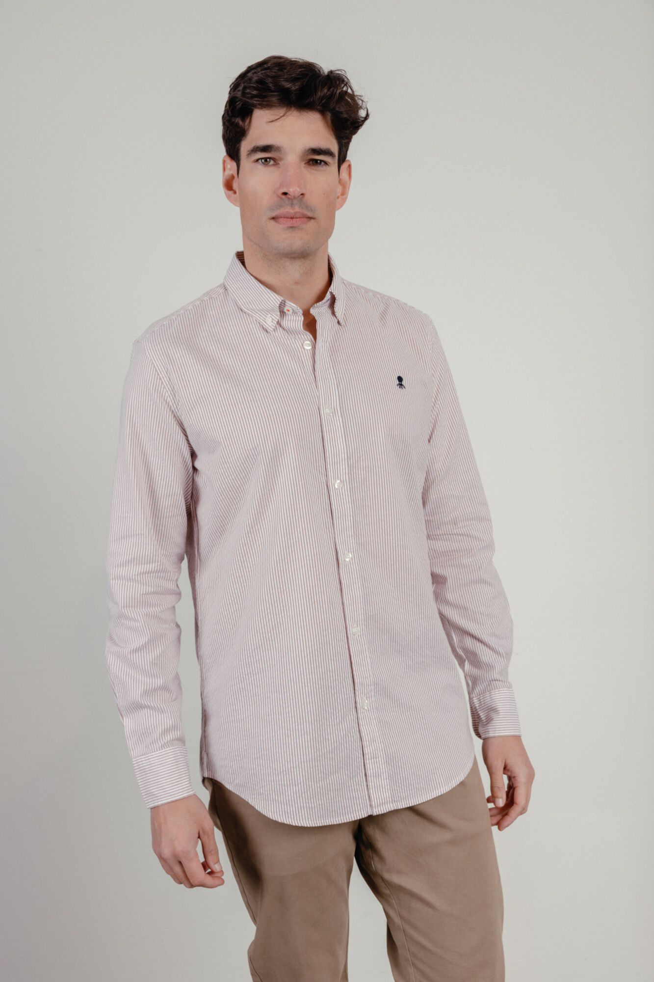 elPulpo Camisa casual em popelina Castanho