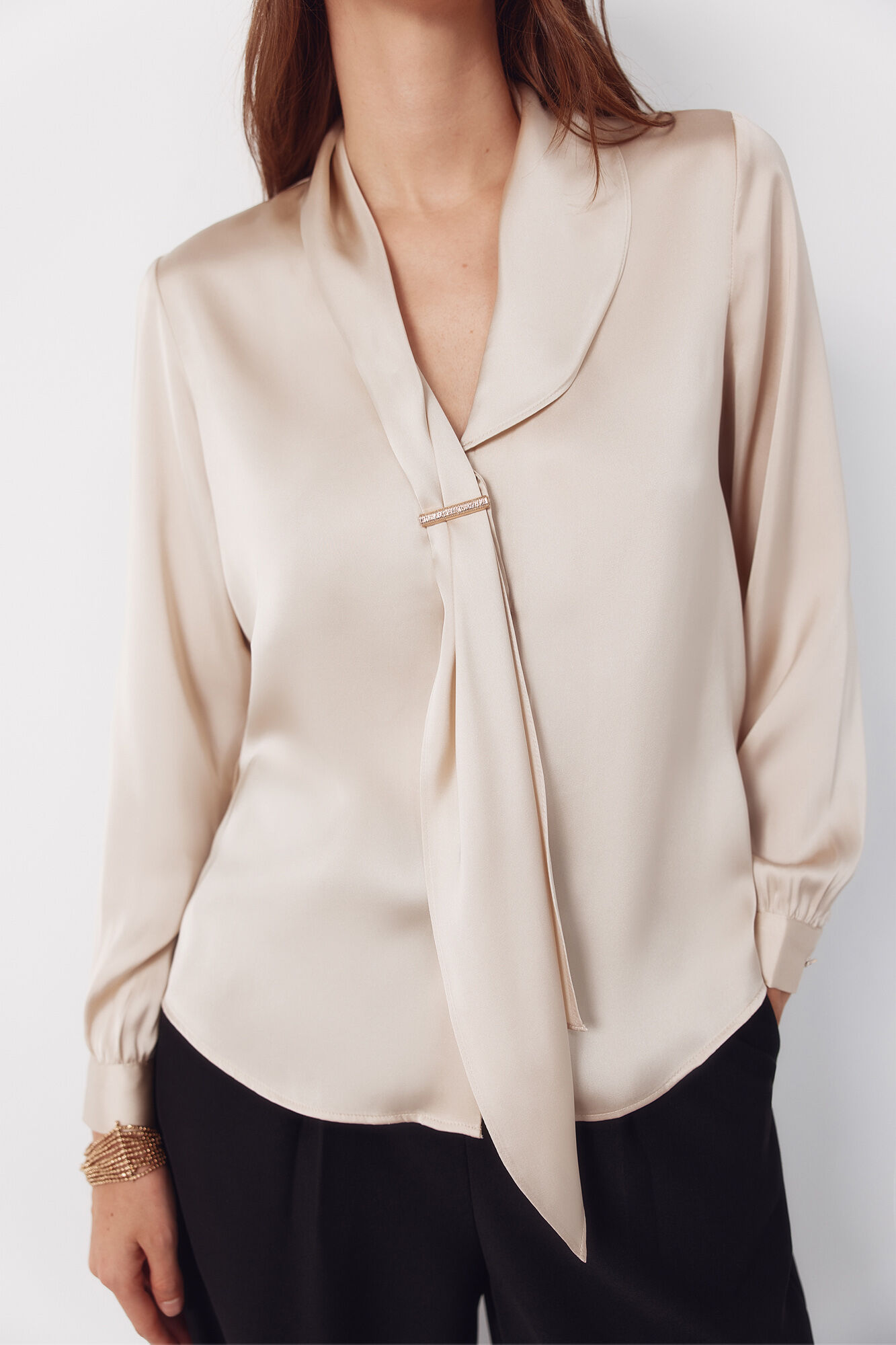 Cortefiel Satin blouse with bow