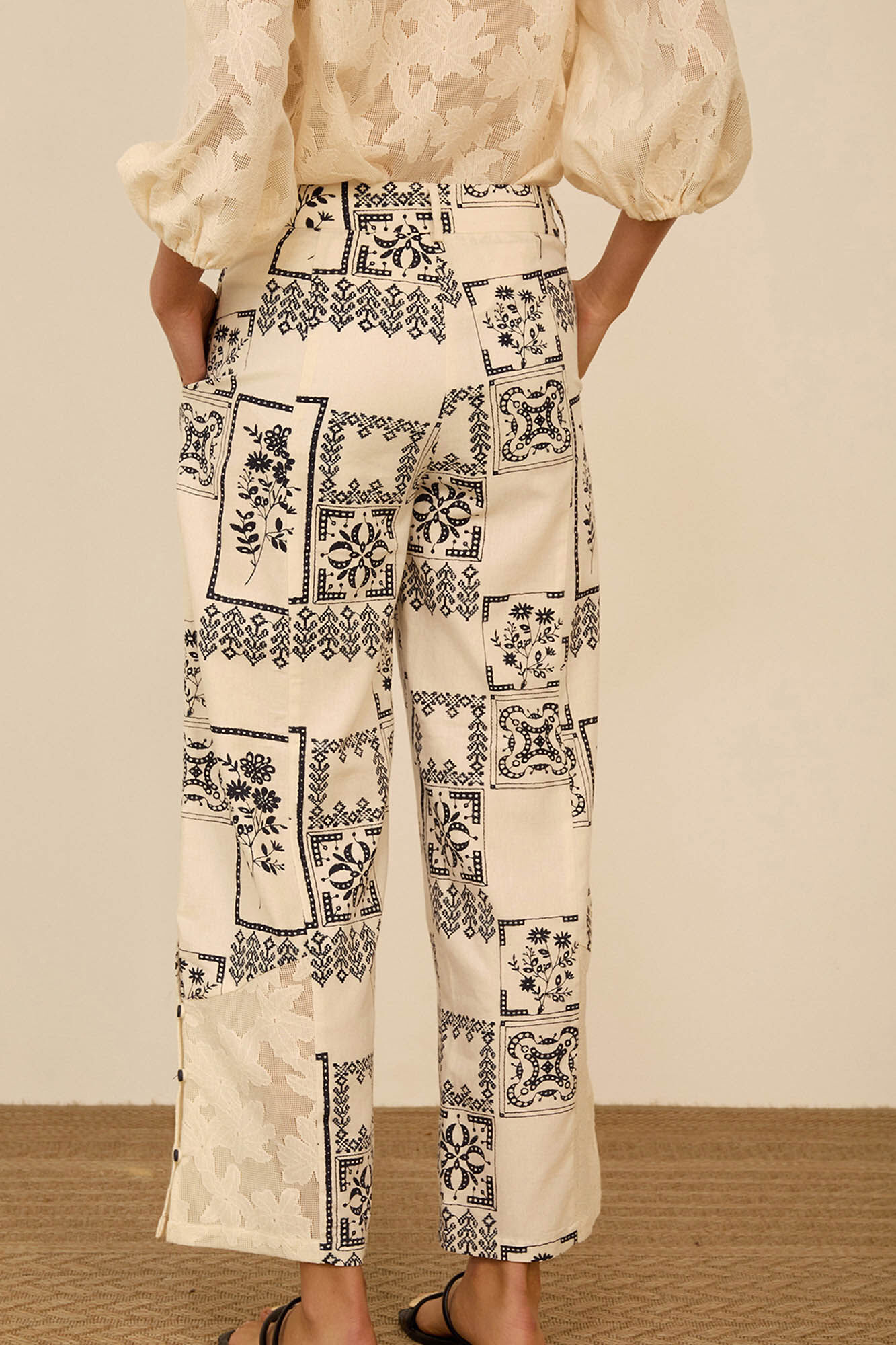 Meisie Printed two-fabric trousers Printed white