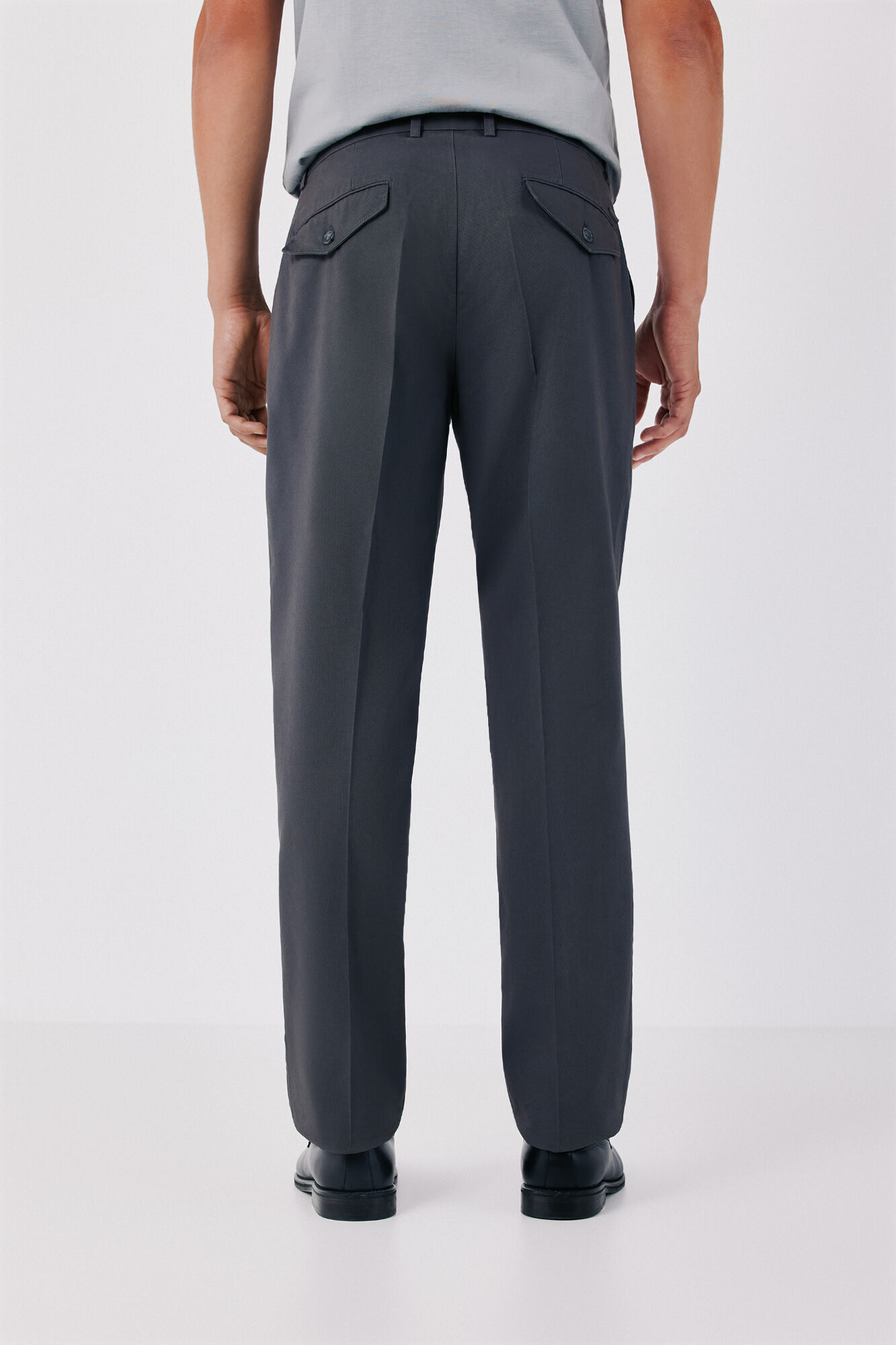 Cortefiel Chinos with comfort pleats regular Dark grey