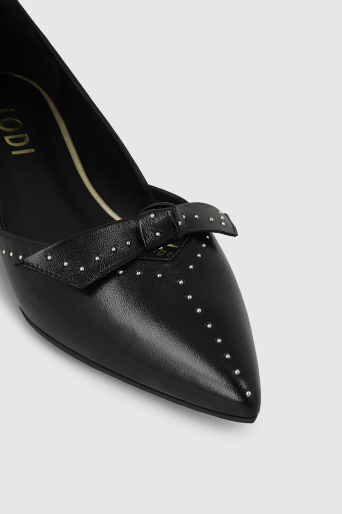 Lodi Sabrinas em couro e tachas Preto