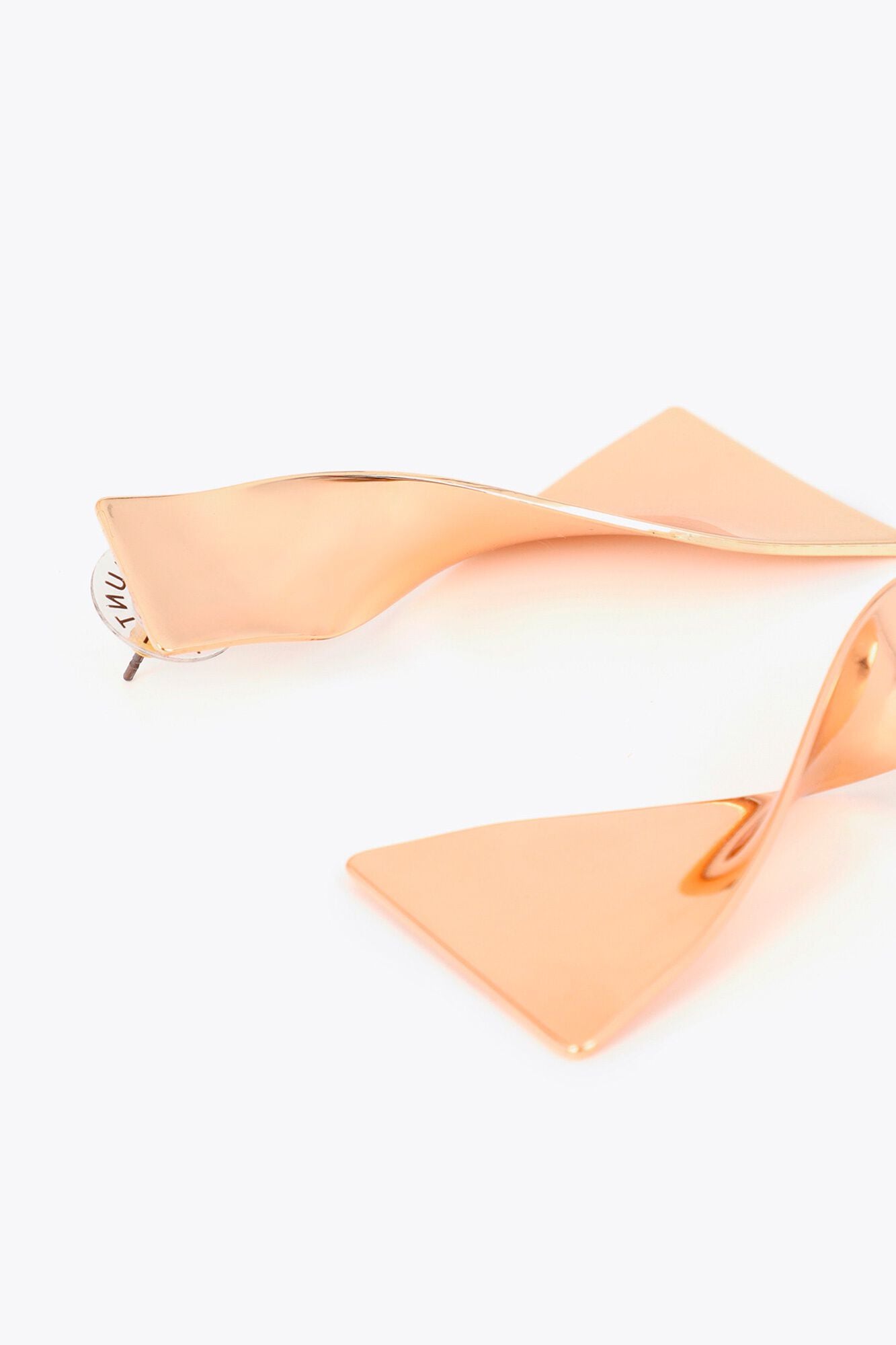 Lola Casademunt Twisted geometric pendant Gold