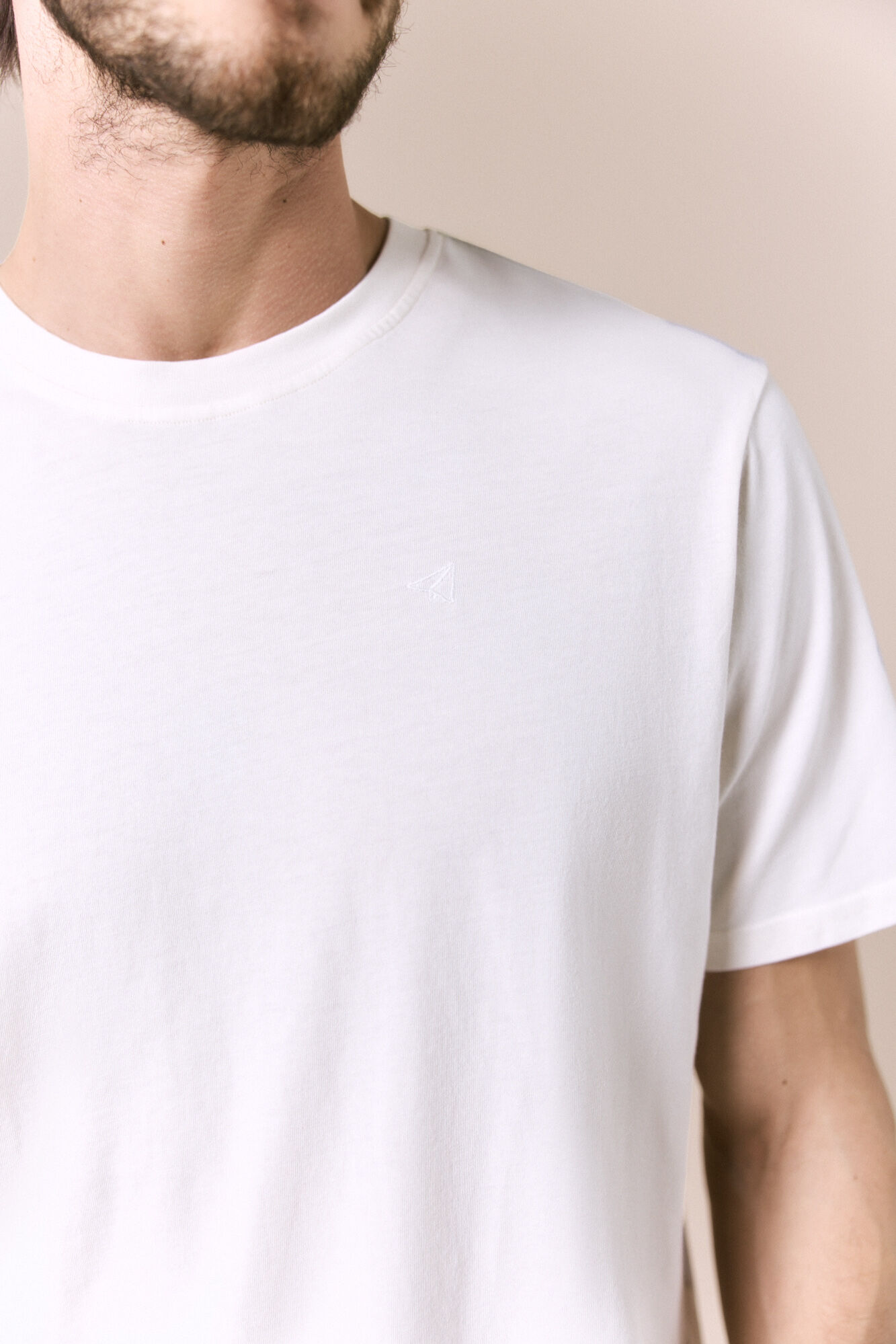 OOTO Camiseta b&aacute;sica lavada Beige