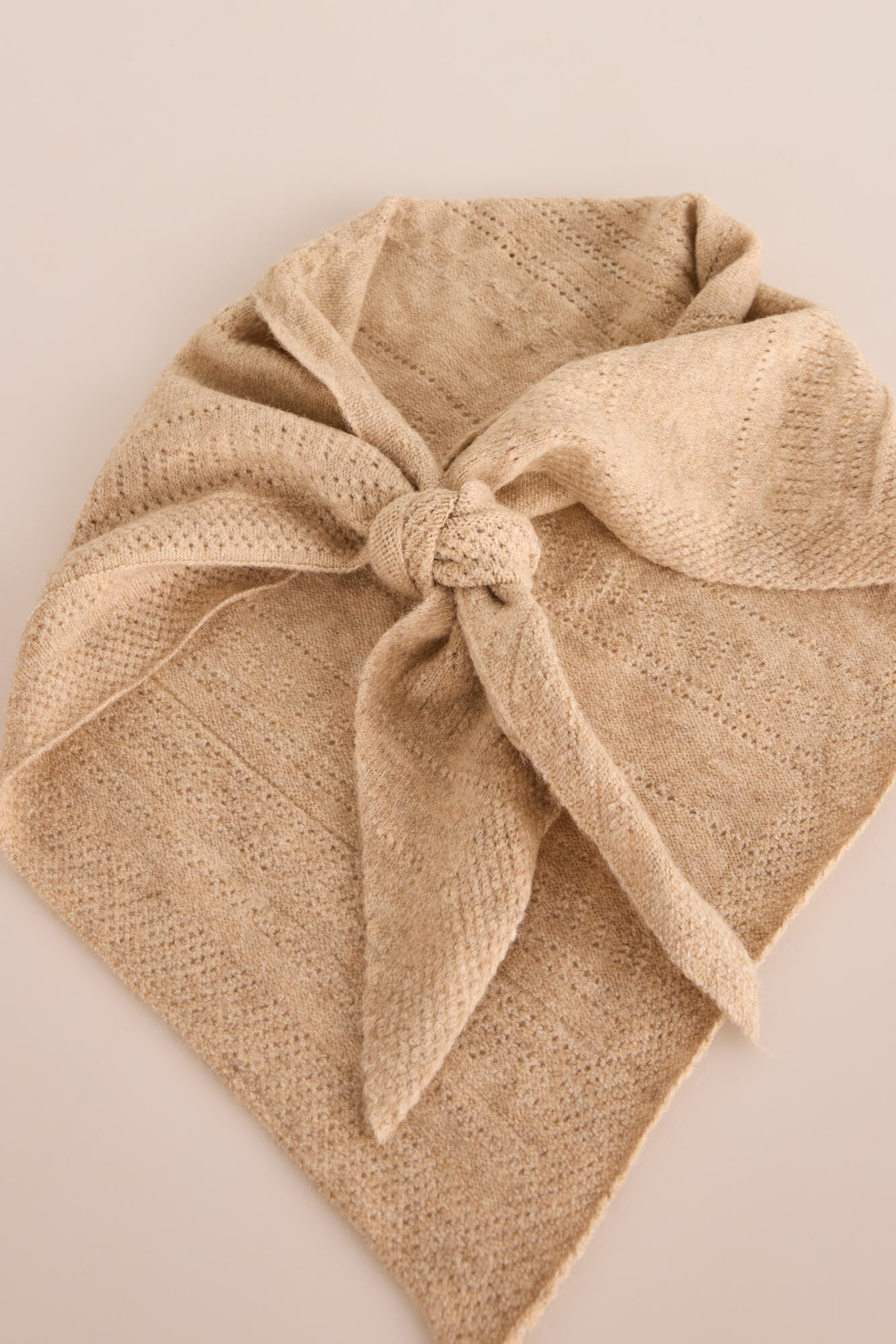 Slowlove Bandana de malha Castanho